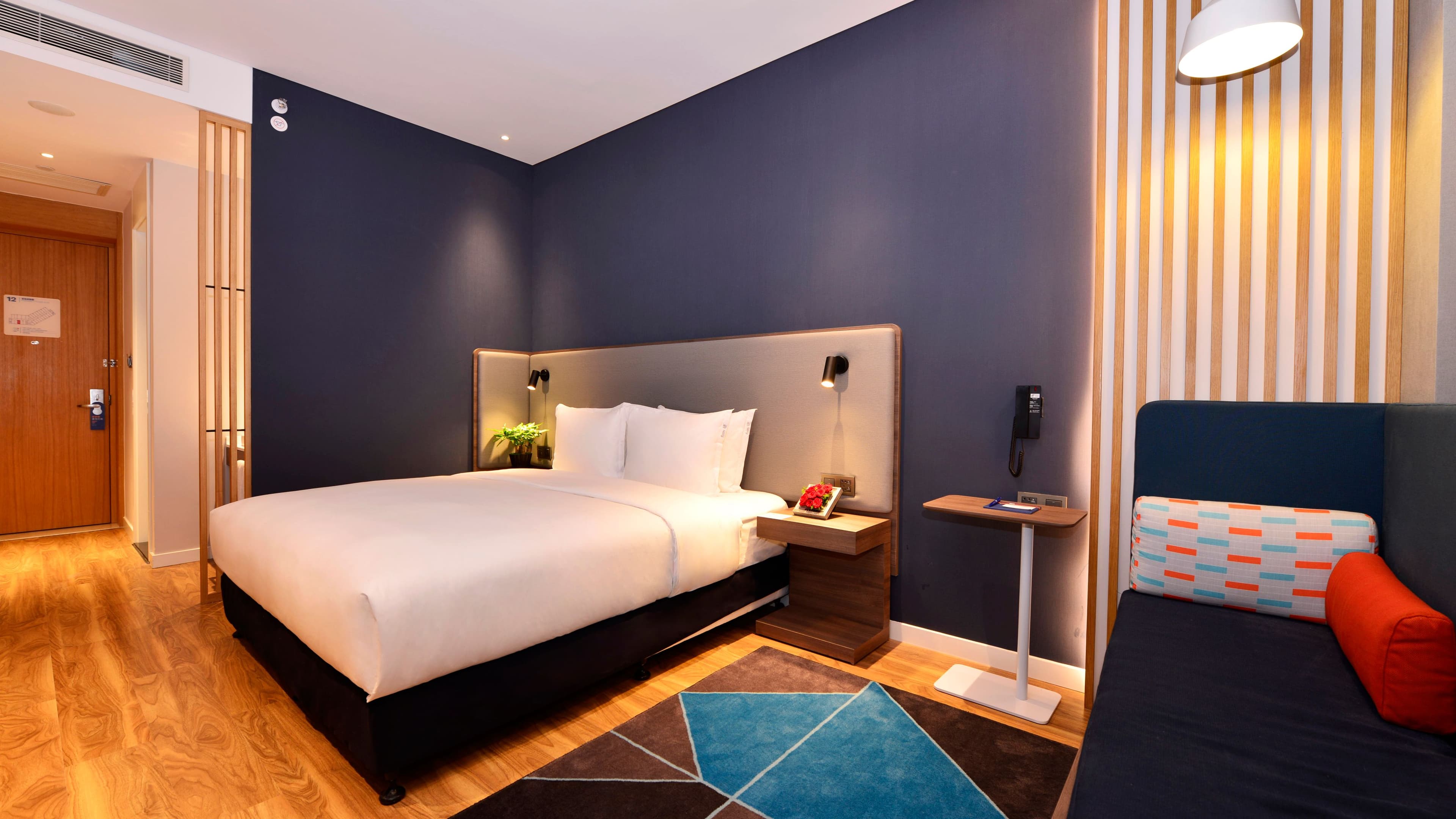 Holiday Inn Express Luanchuan - Image 4