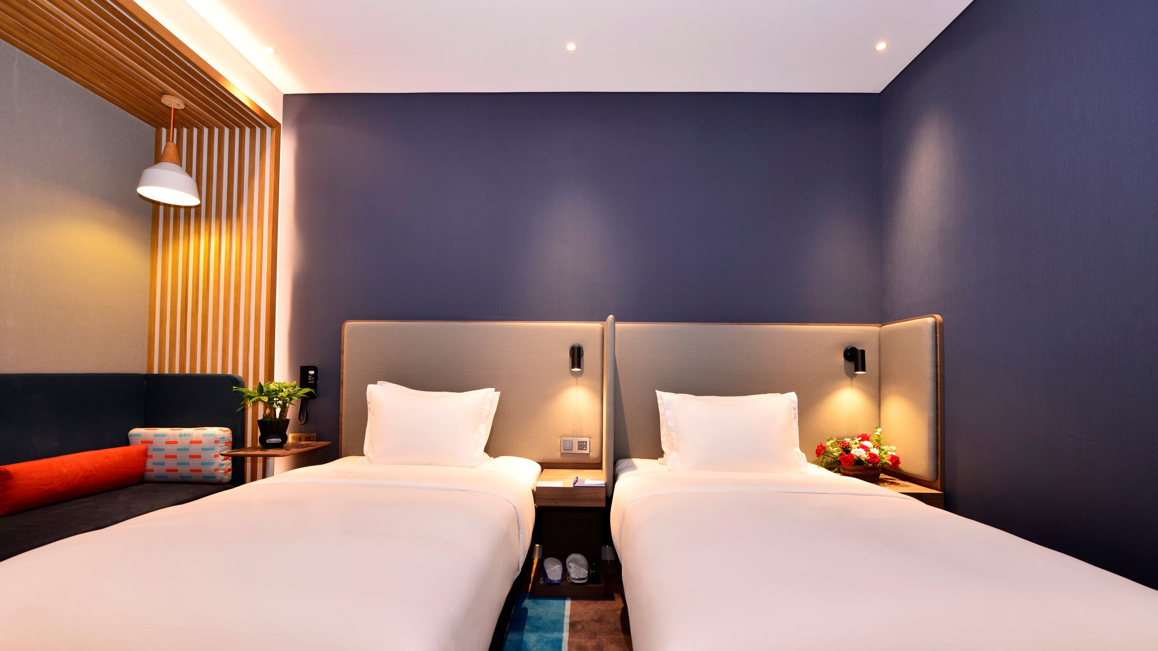Holiday Inn Express Luanchuan — 12