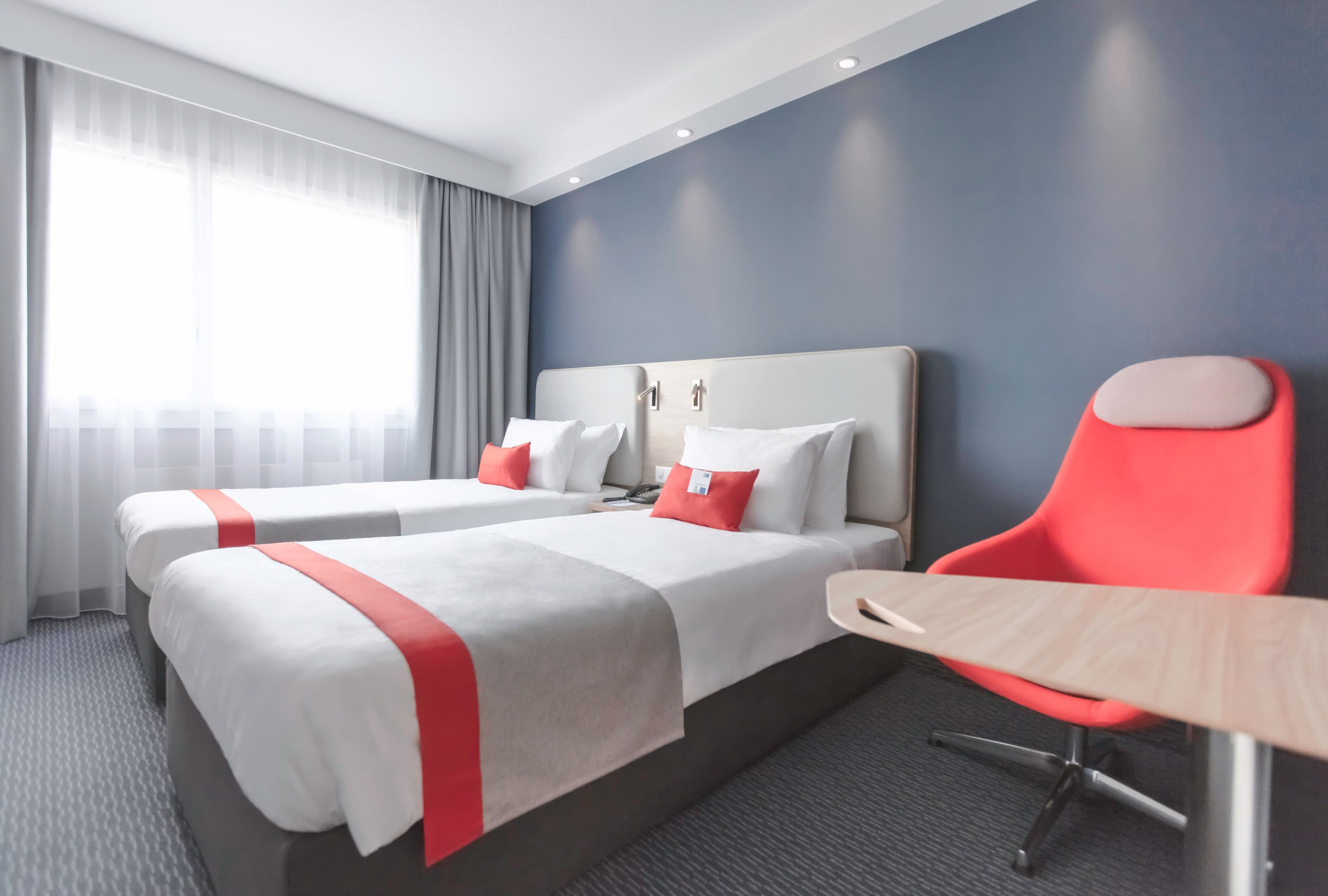 Holiday Inn Express Luzern - Neuenkirch - Image 2