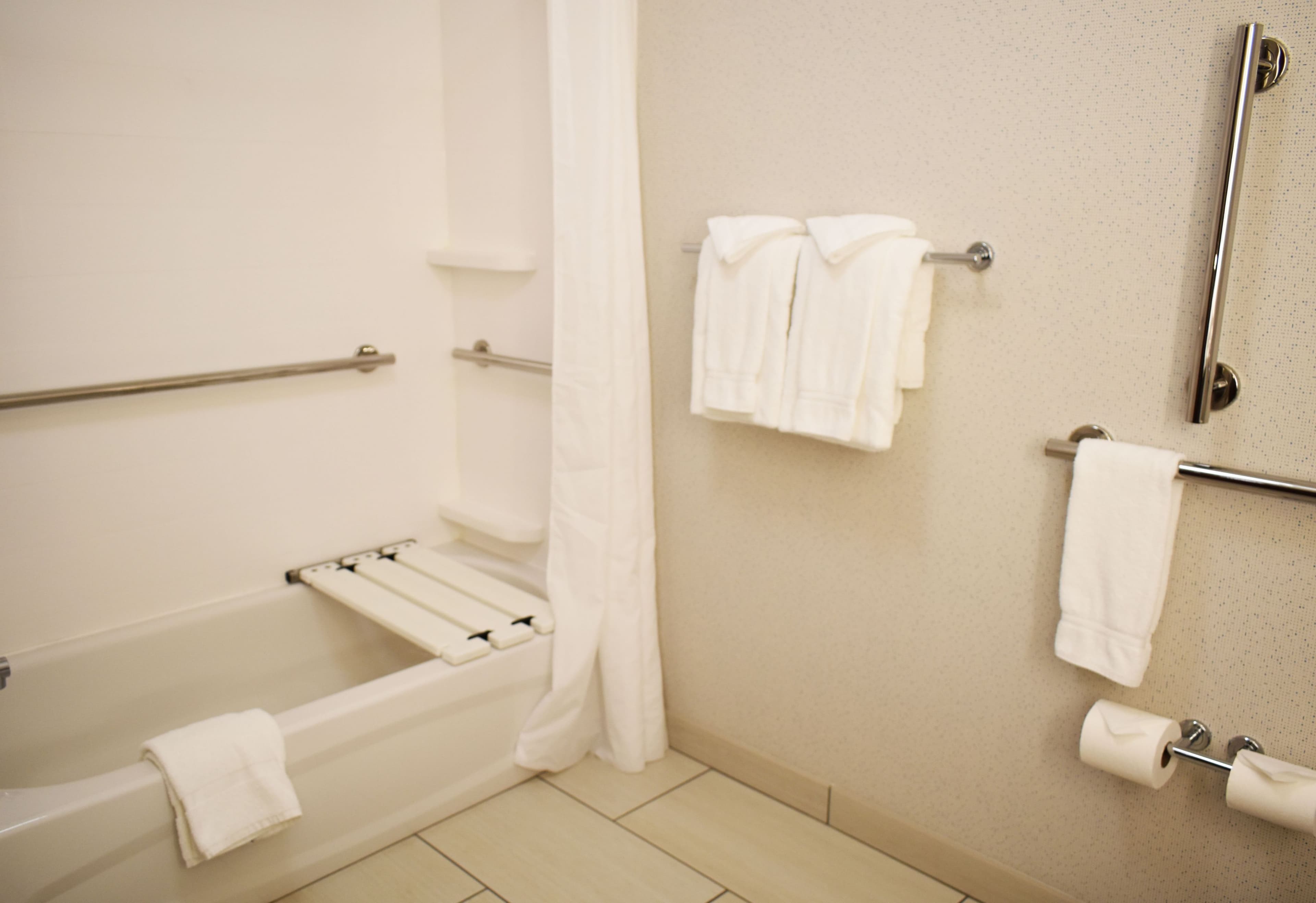 Holiday Inn Express Madera-Yosemite Pk Area — 12