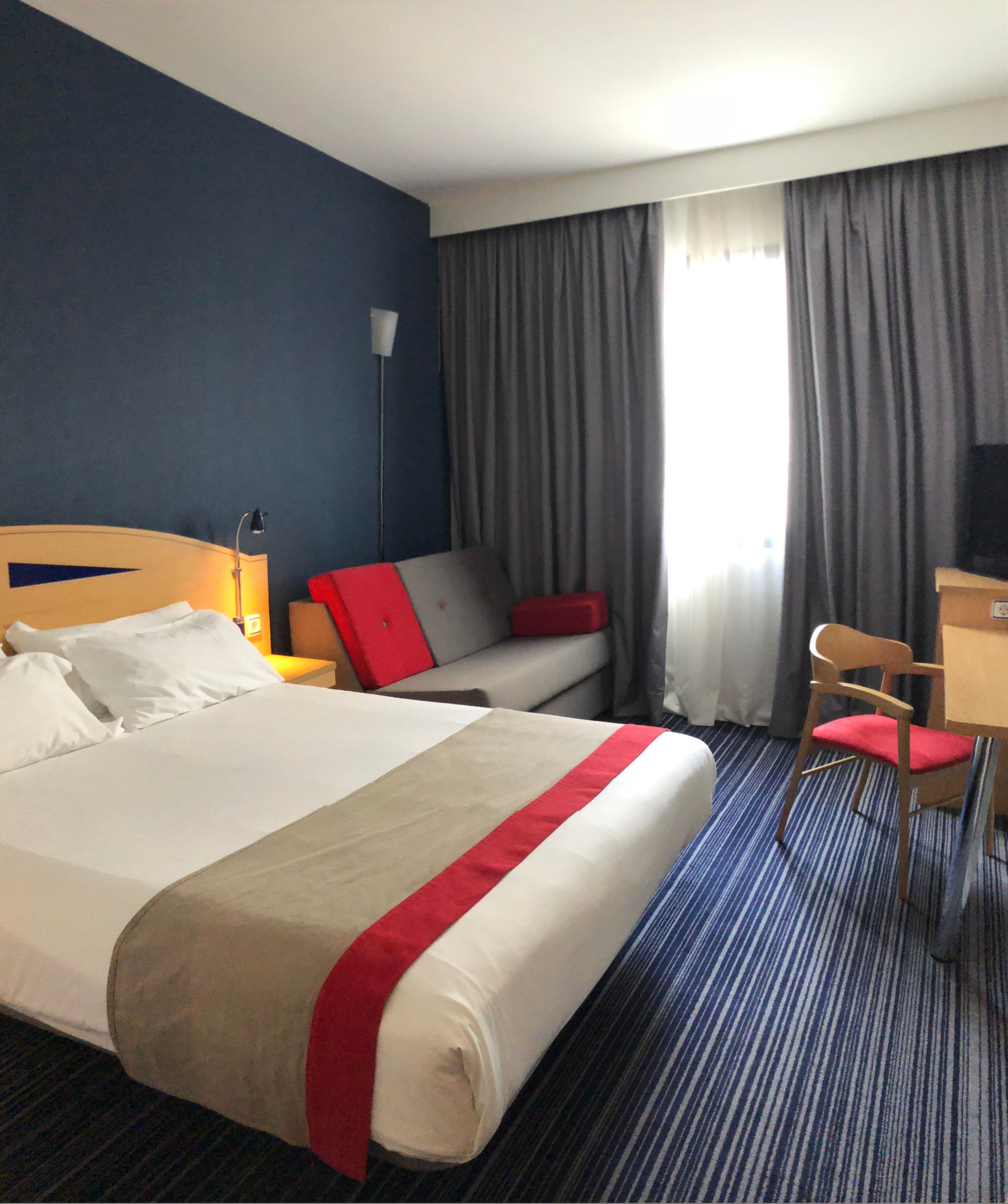 Holiday Inn Express Madrid-San Sebastian d/l Reyes - Image 3