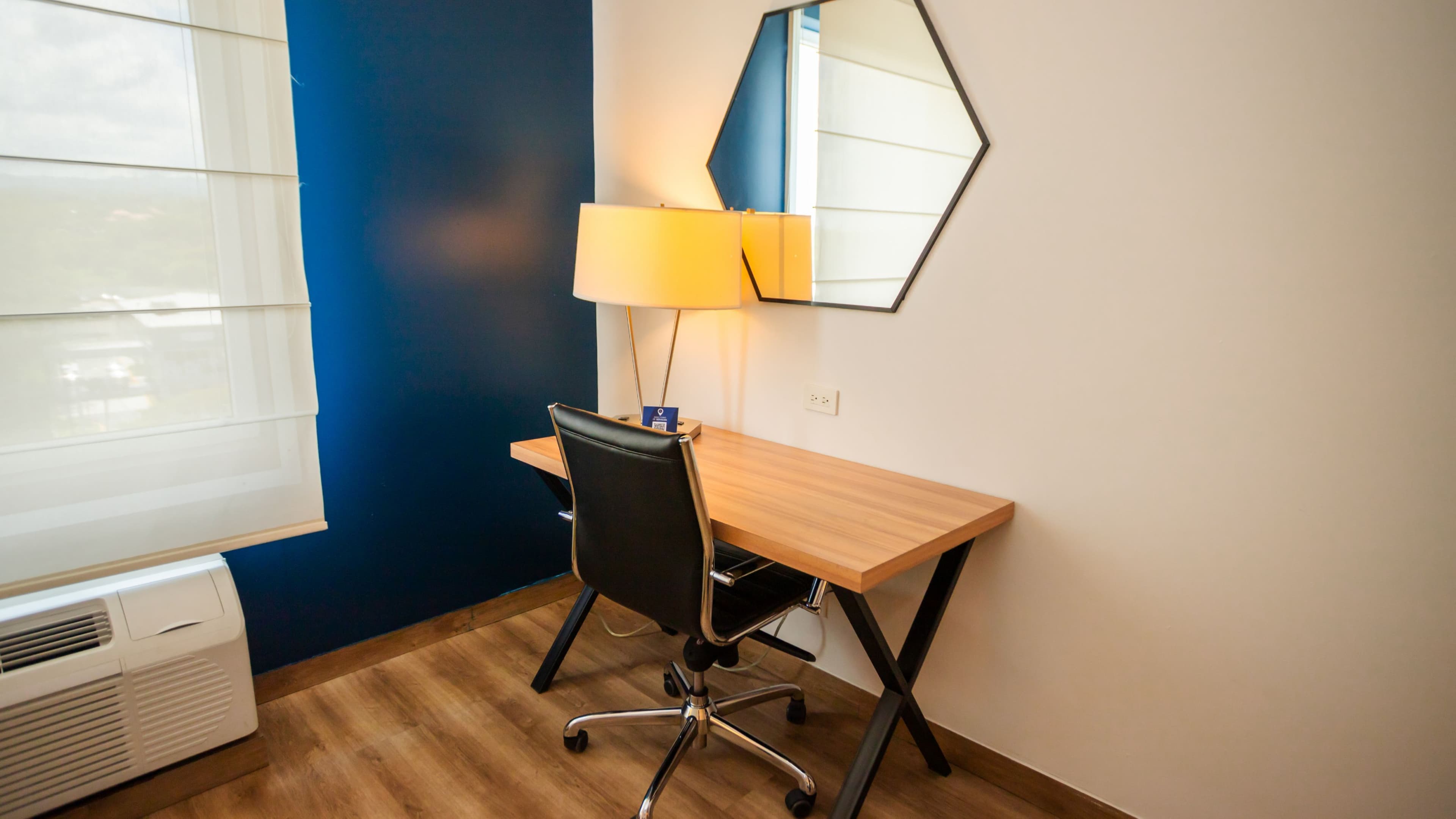 Holiday Inn Express Managua — 13