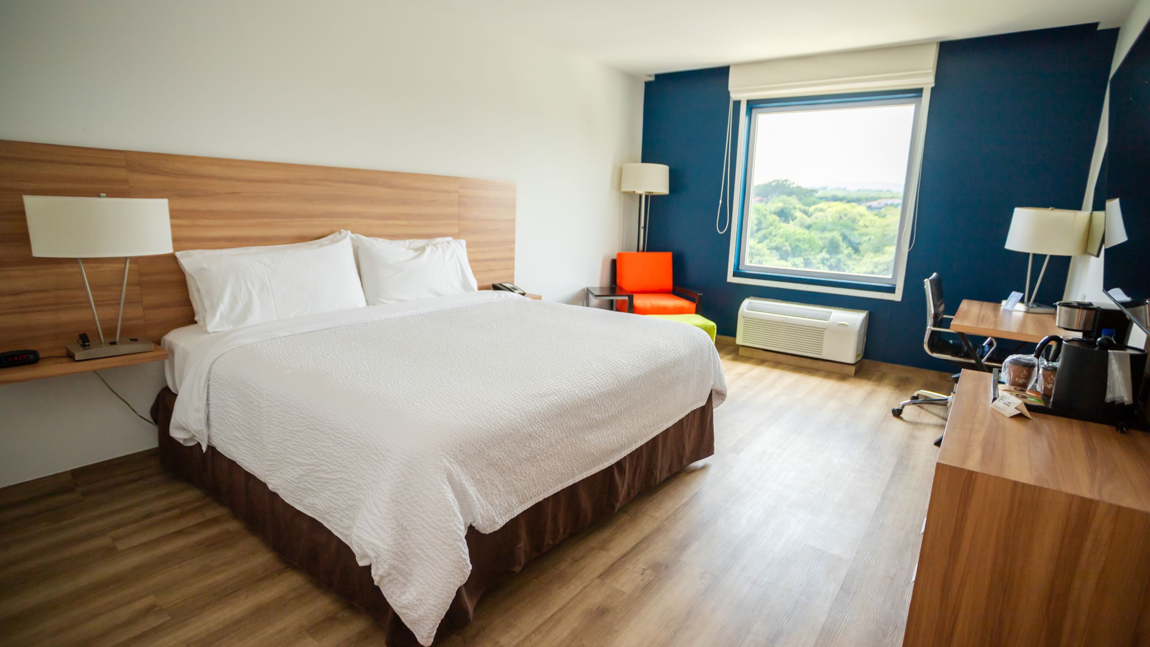 Holiday Inn Express Managua — 12