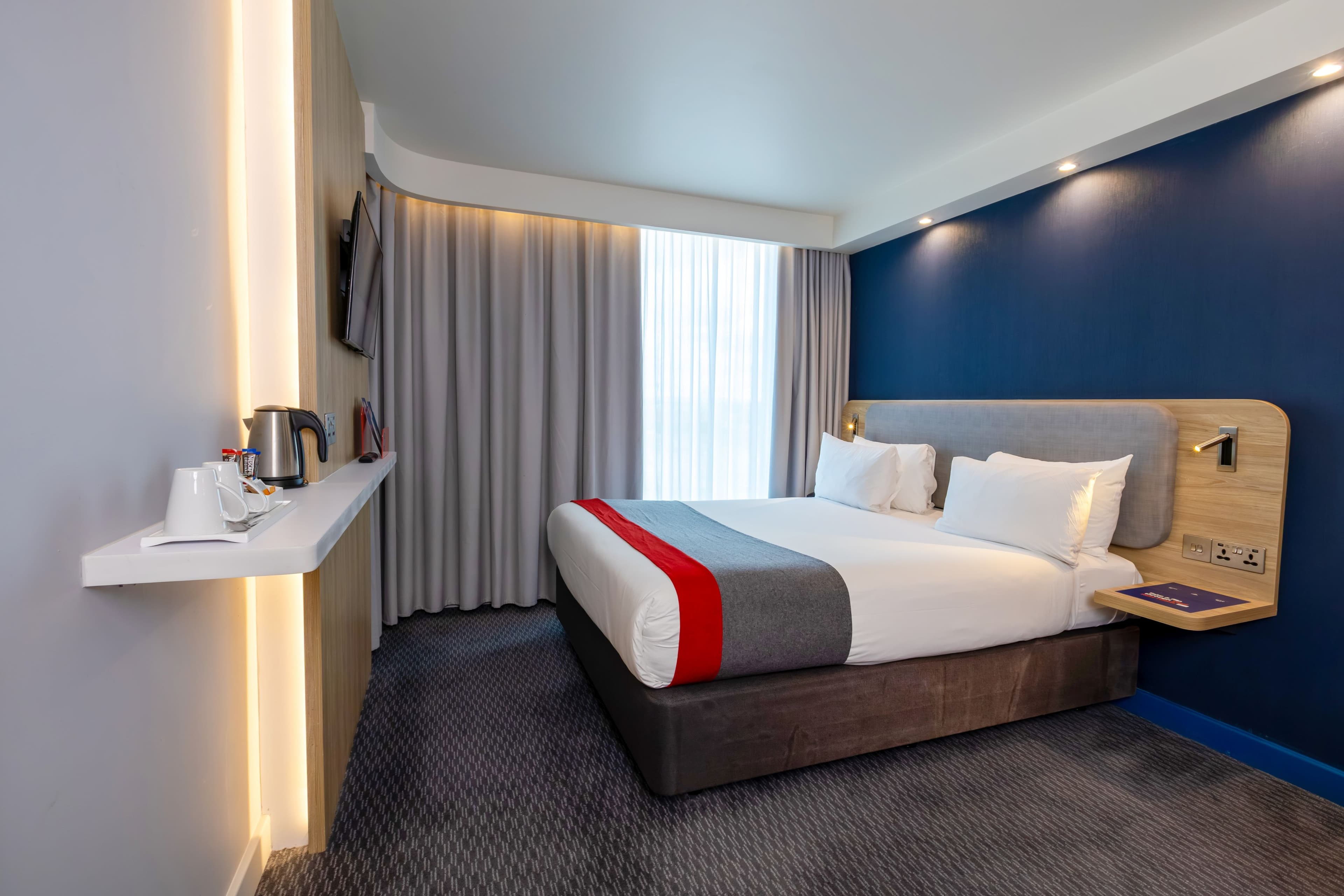 Holiday Inn Express Manchester - Trafford City — 19