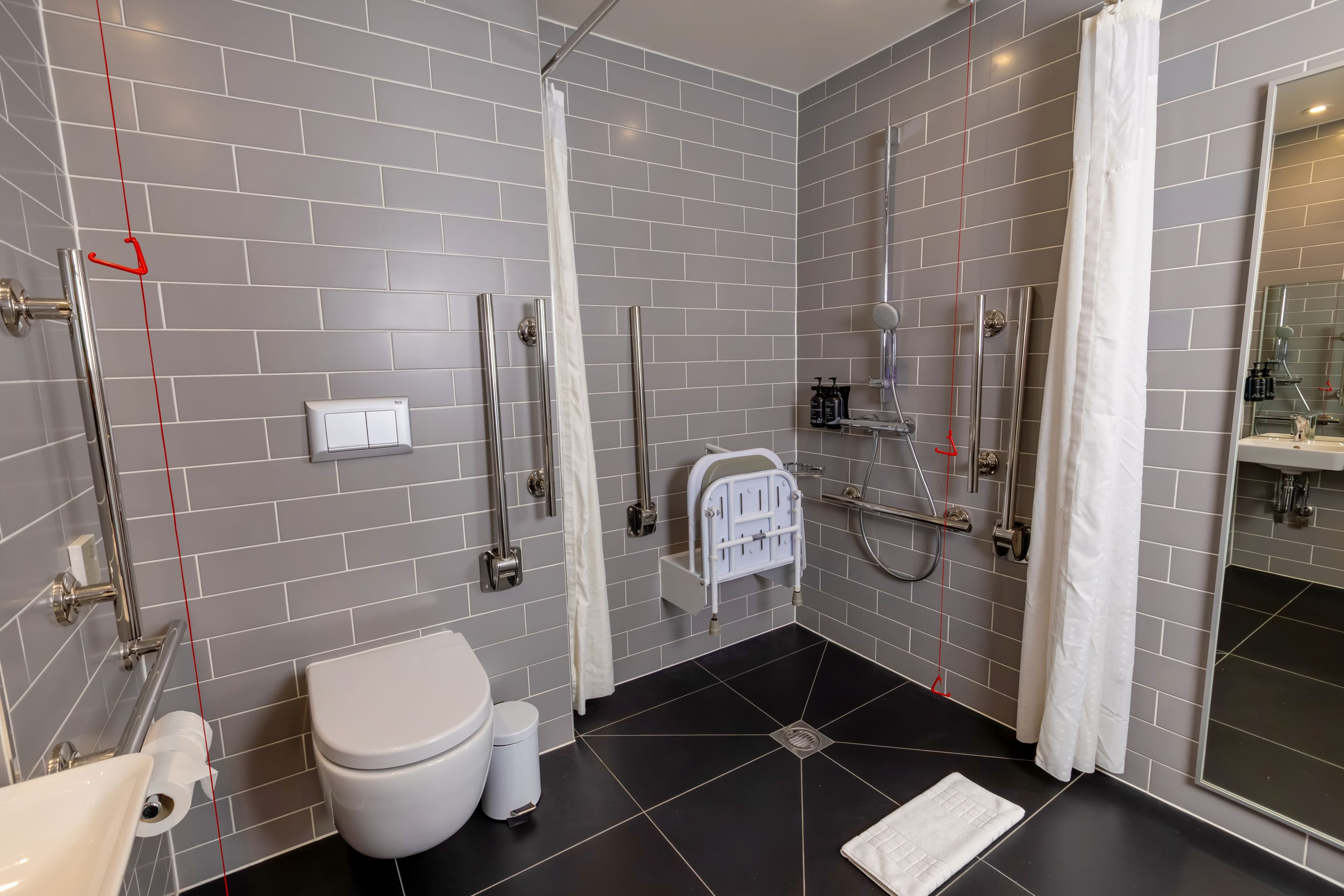 Holiday Inn Express Manchester - Trafford City — 47