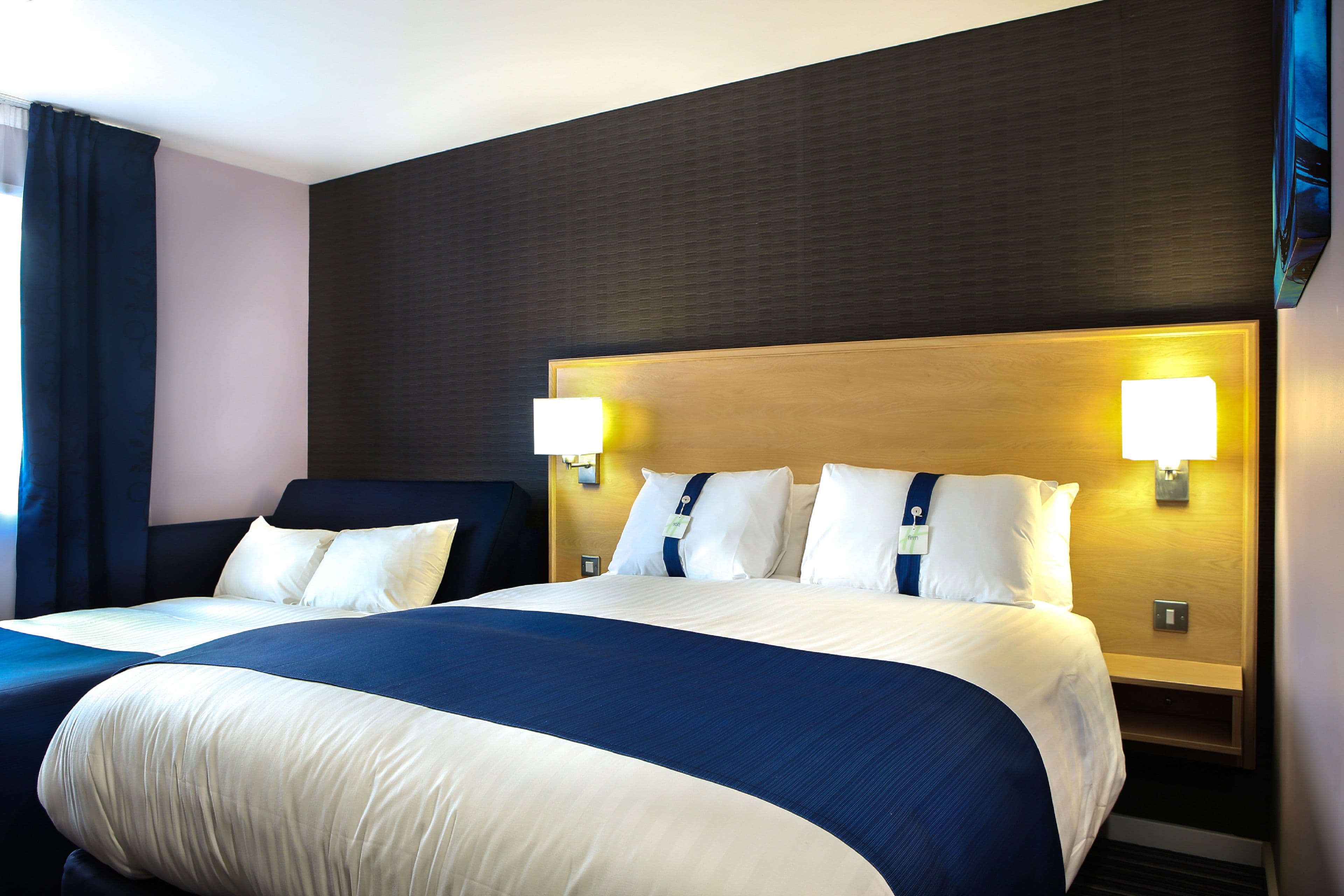 1 Double Standard Sofa Bed with Free Hot Breakfast - Image 3