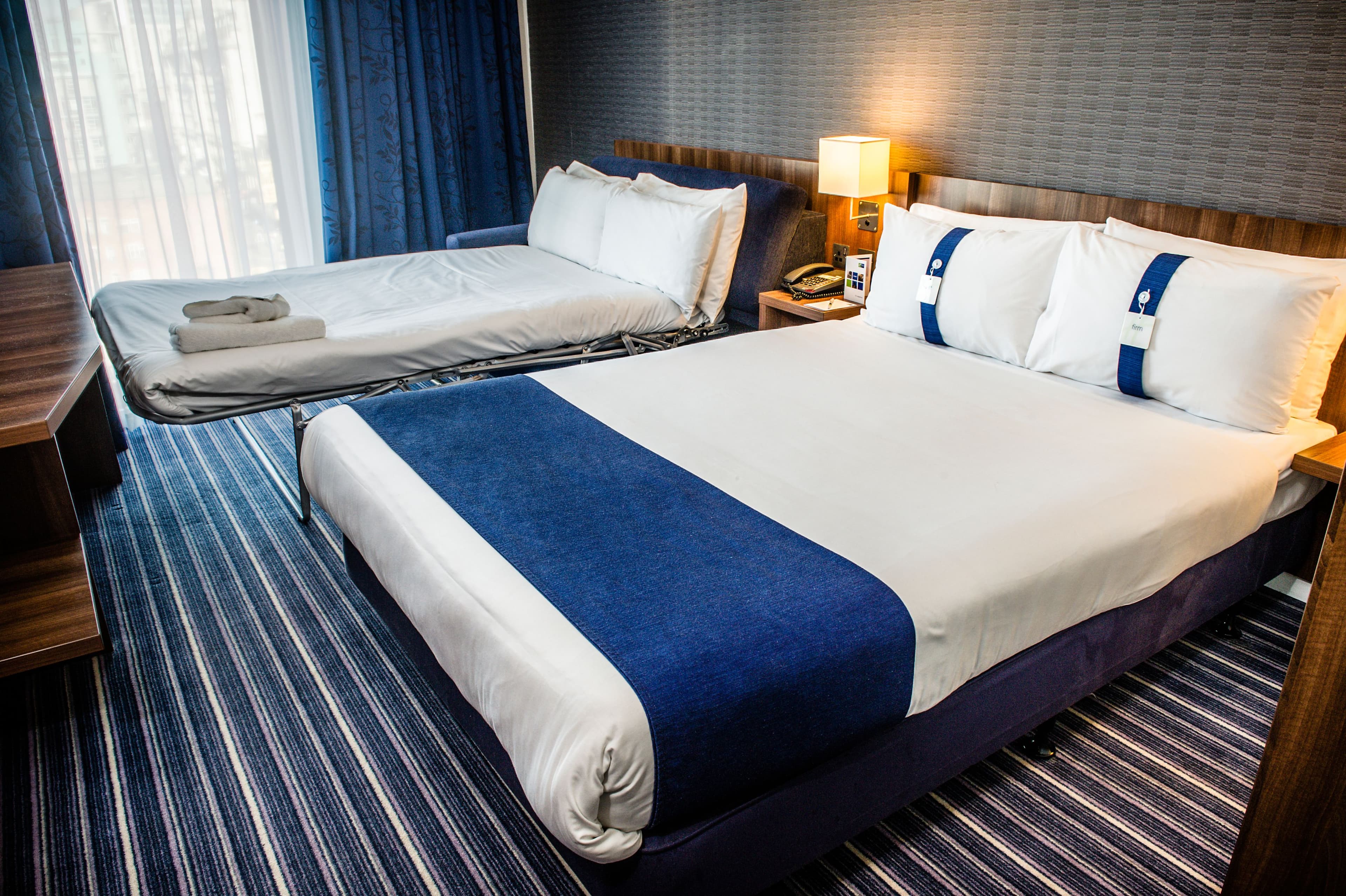 Holiday Inn Express Manchester CC - Oxford Road - Image 3