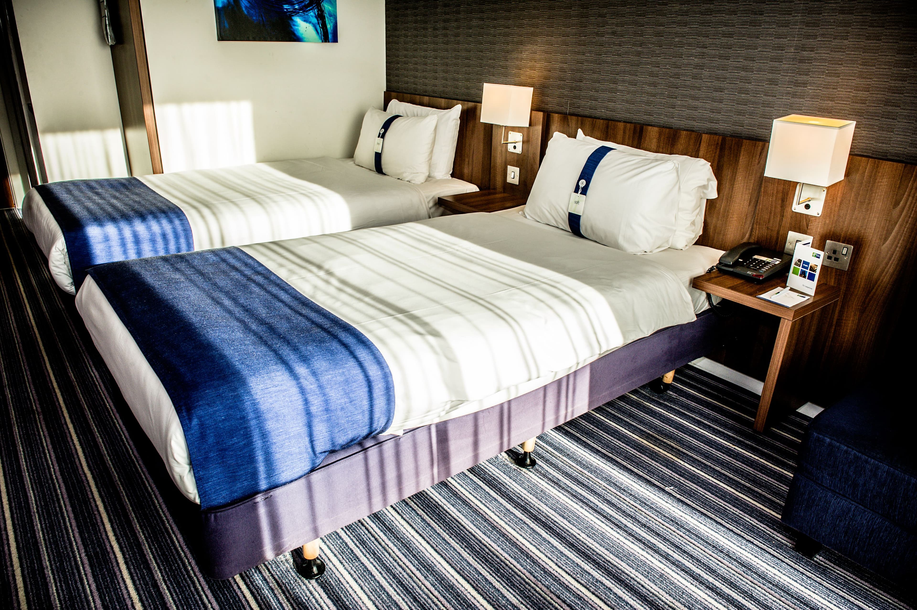 Holiday Inn Express Manchester CC - Oxford Road — 13