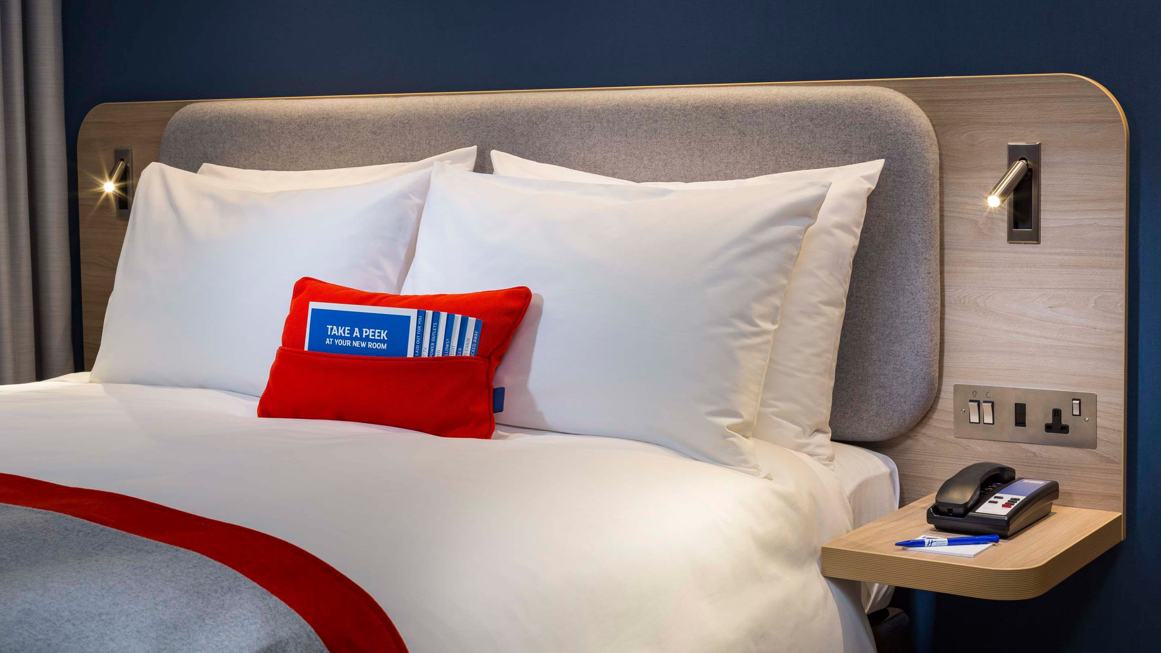 Standard Room with Free Hot Breakfast - Image 8