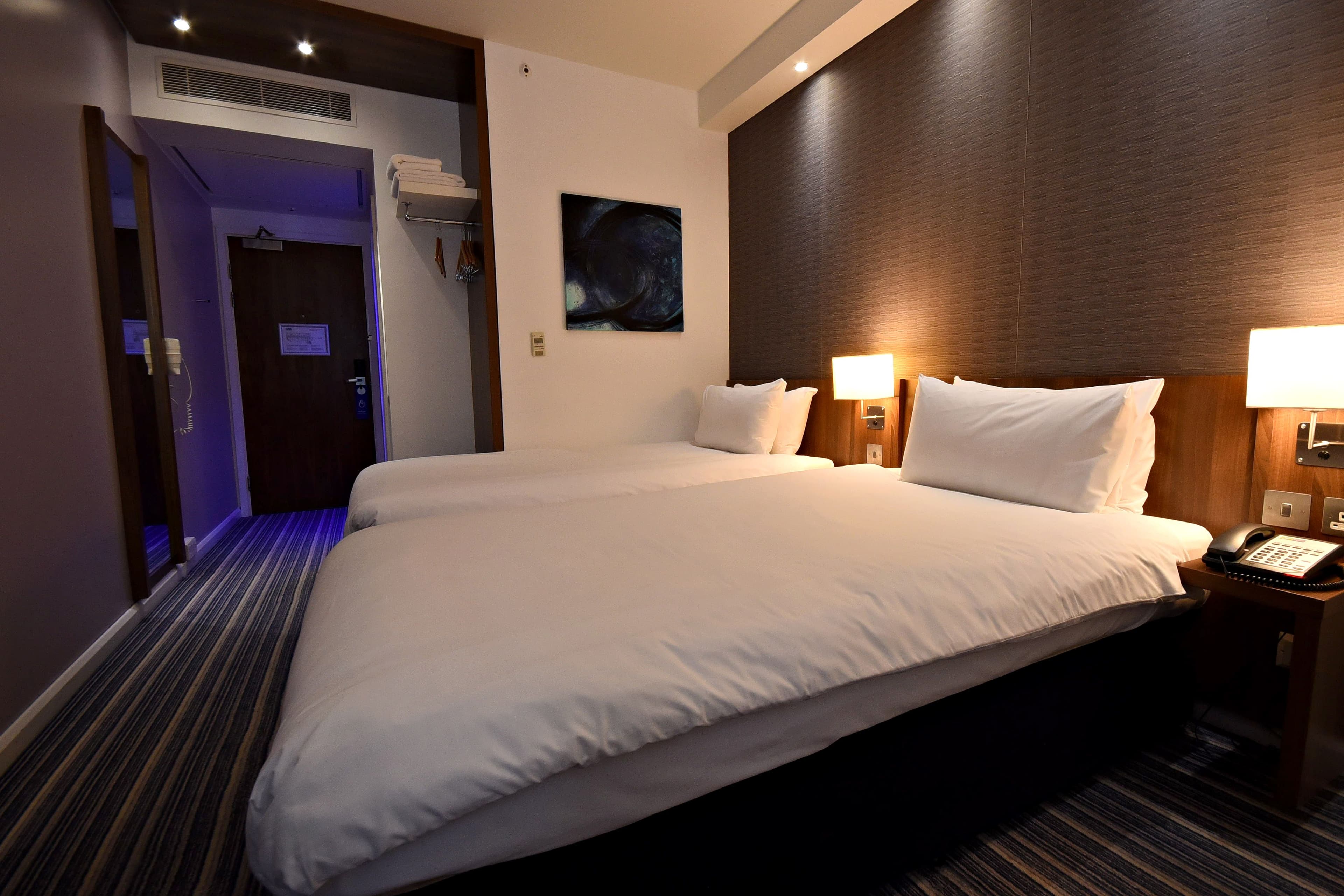 Holiday Inn Express Manchester City Centre - Arena - Image 4