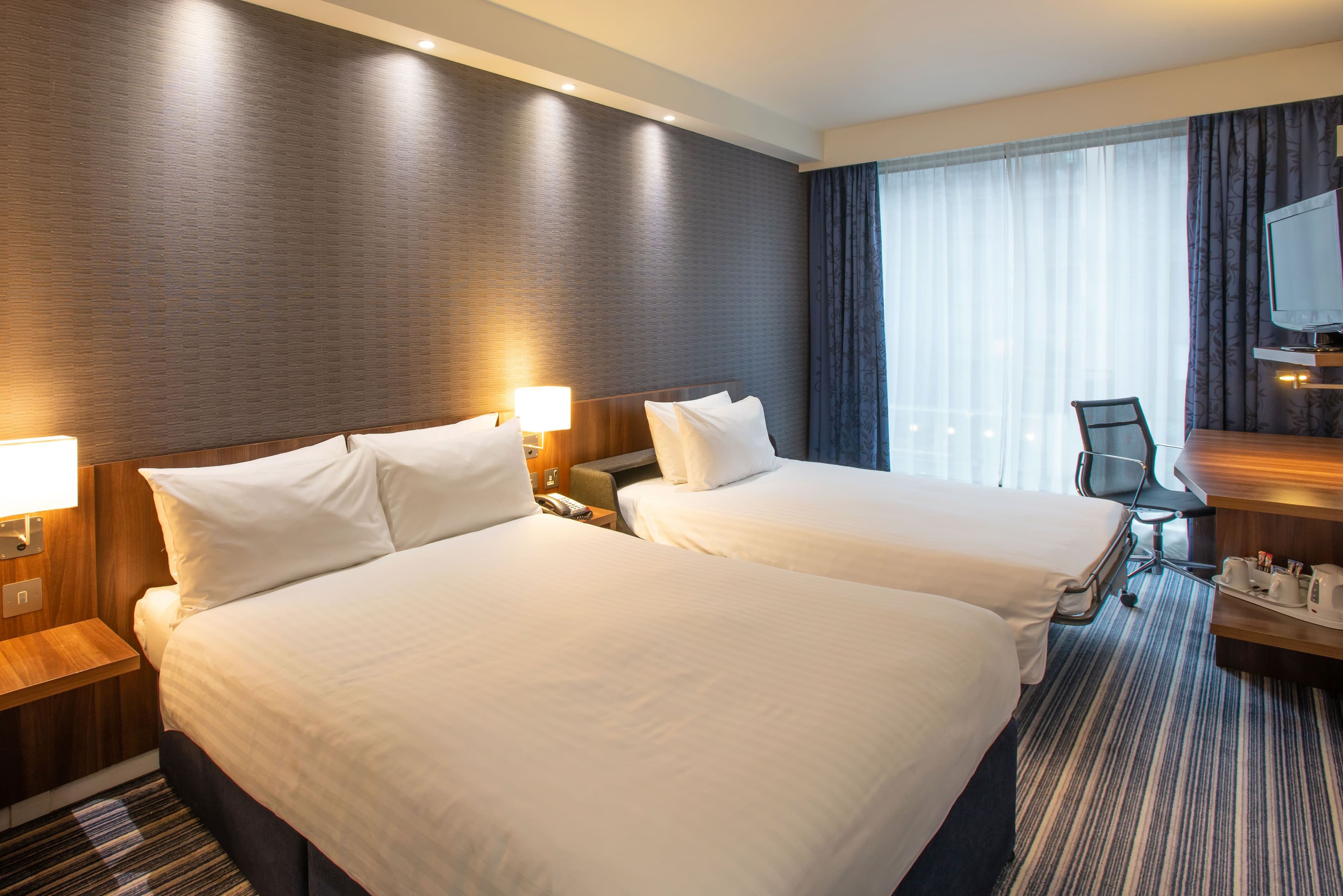 Holiday Inn Express Manchester City Centre - Arena — 7