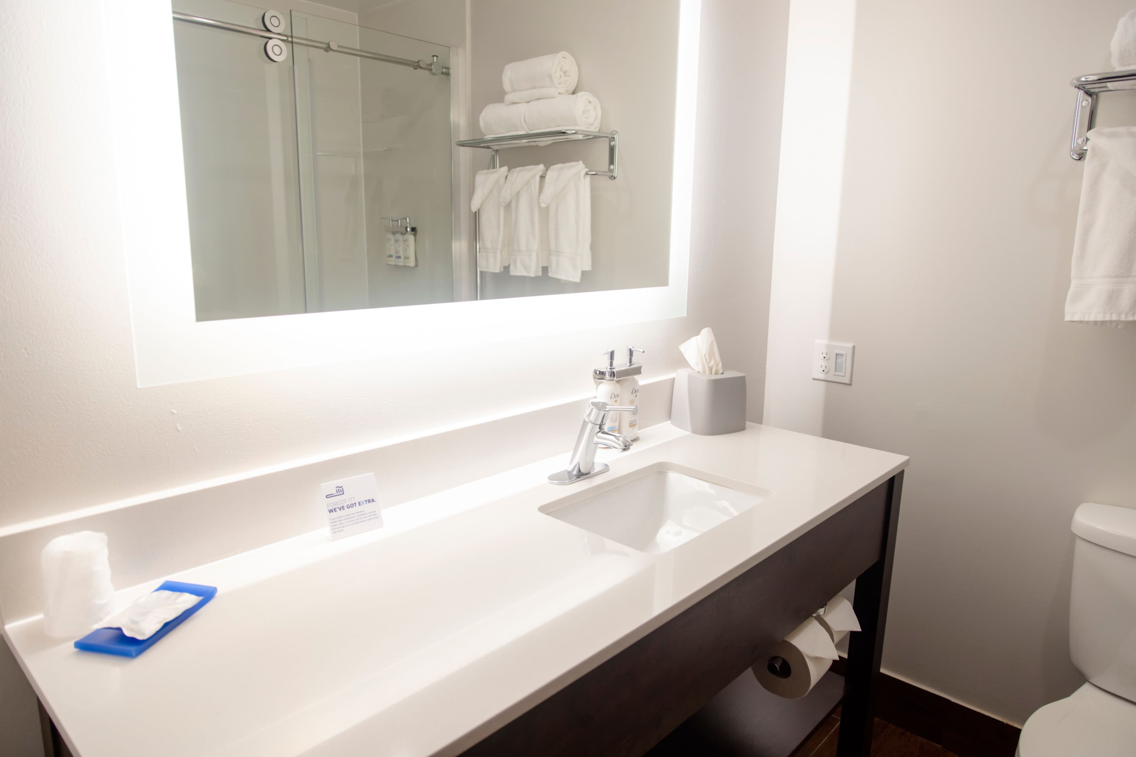 Holiday Inn Express Marshfield (Springfield Area) — 2