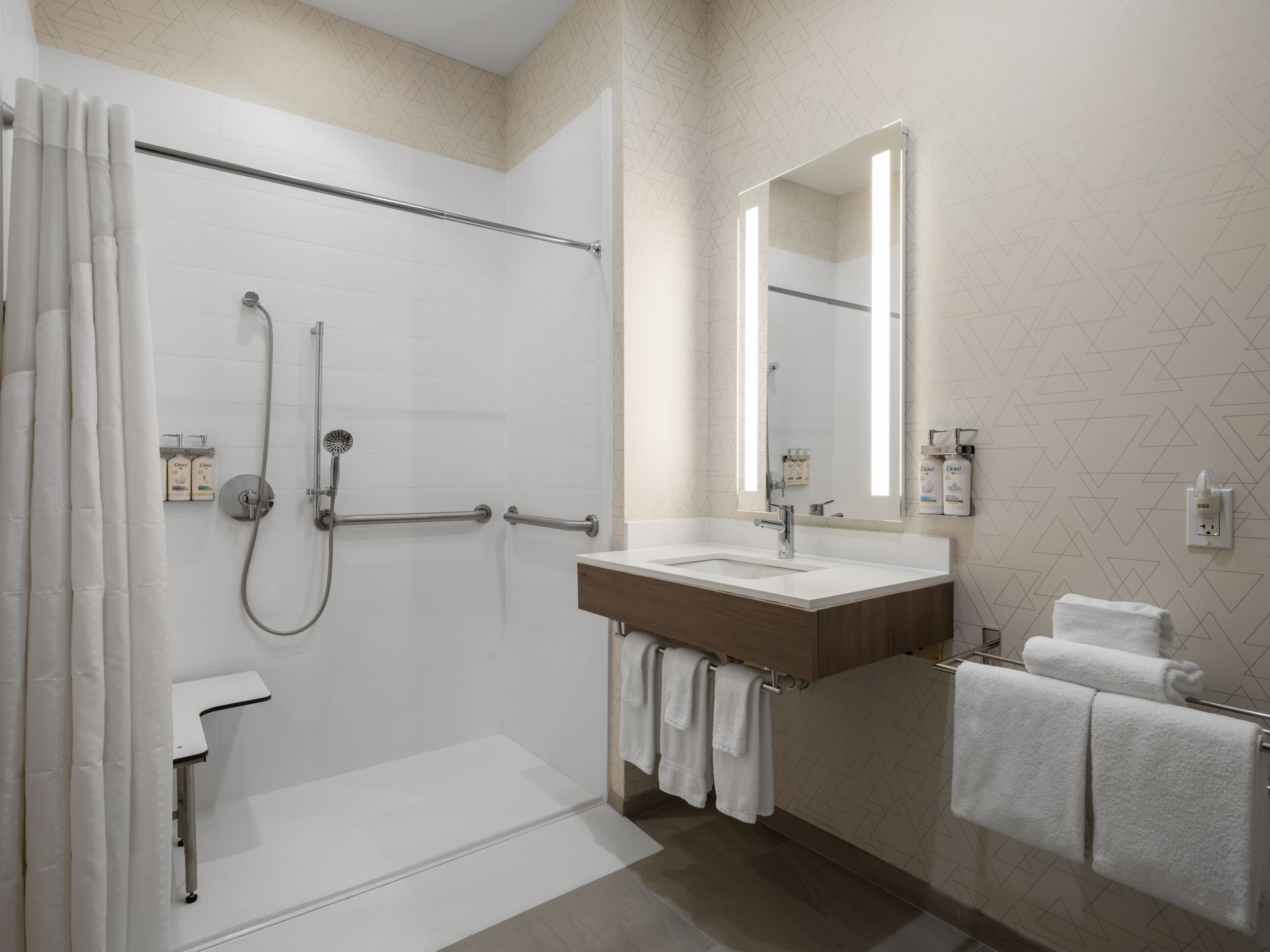 Holiday Inn Express Meadville (I-79 Exit 147a) — 44