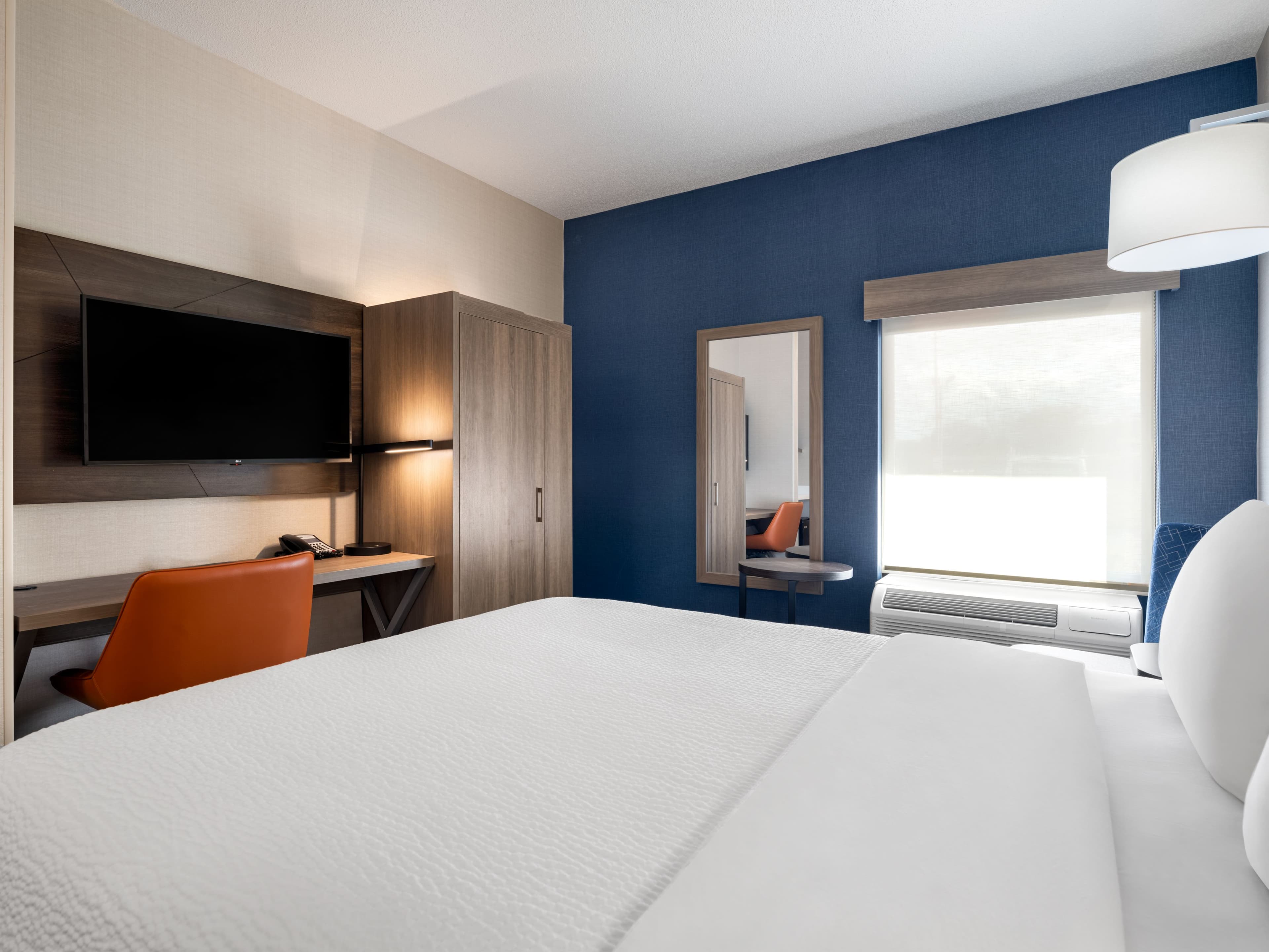 Holiday Inn Express Meadville (I-79 Exit 147a) — 34