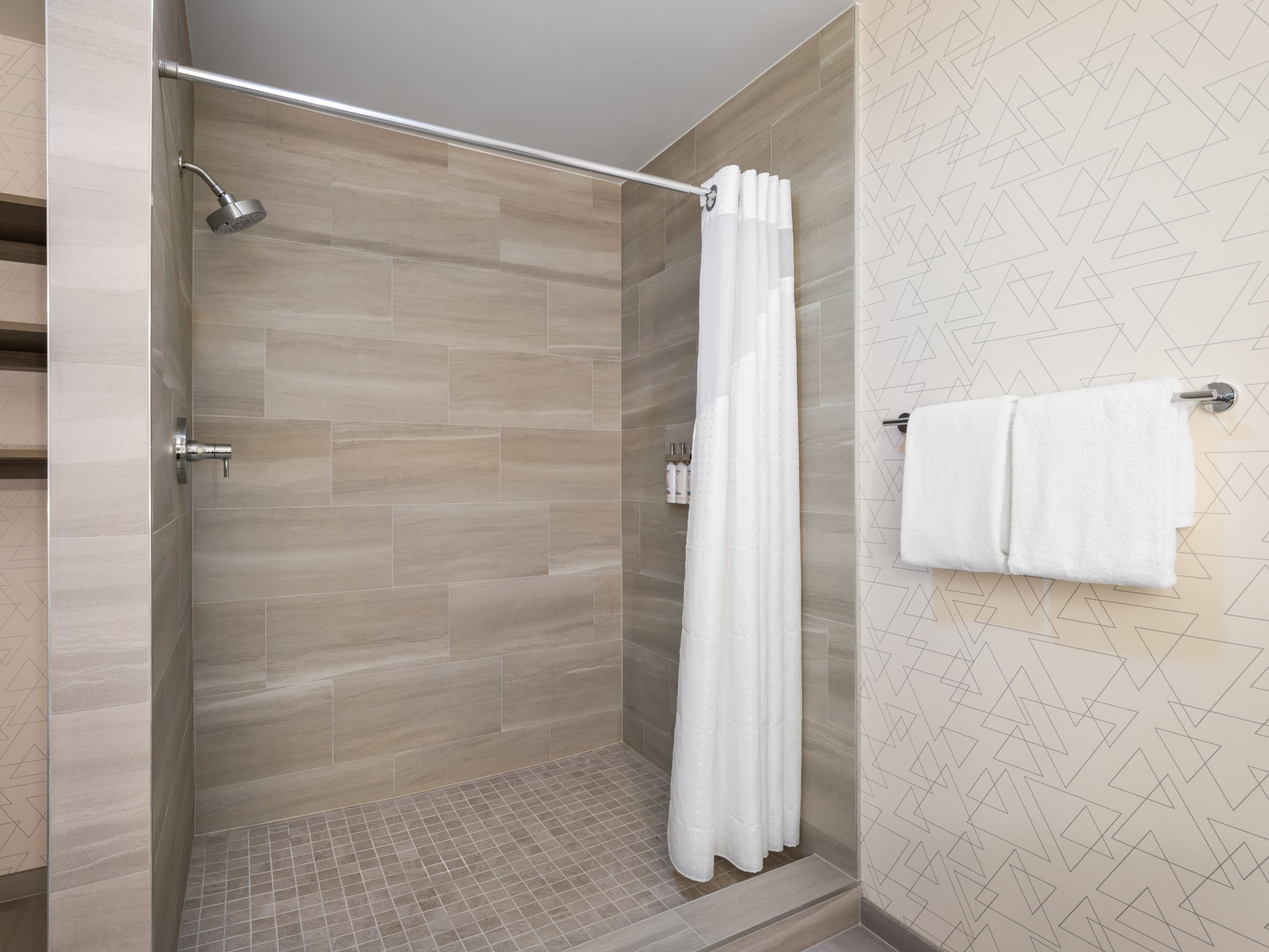 Holiday Inn Express Meadville (I-79 Exit 147a) — 8
