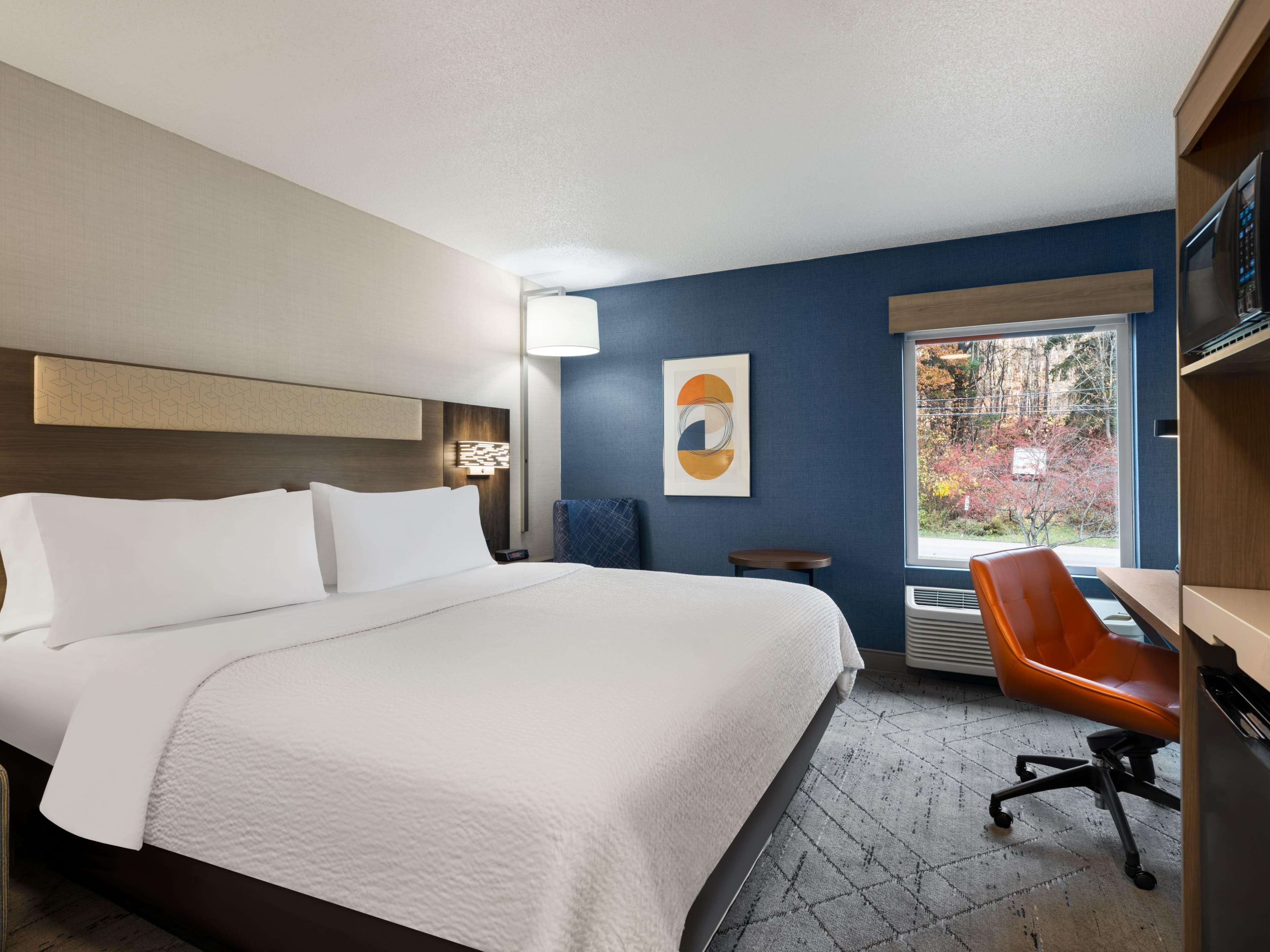 Holiday Inn Express Meadville (I-79 Exit 147a) - Image 5