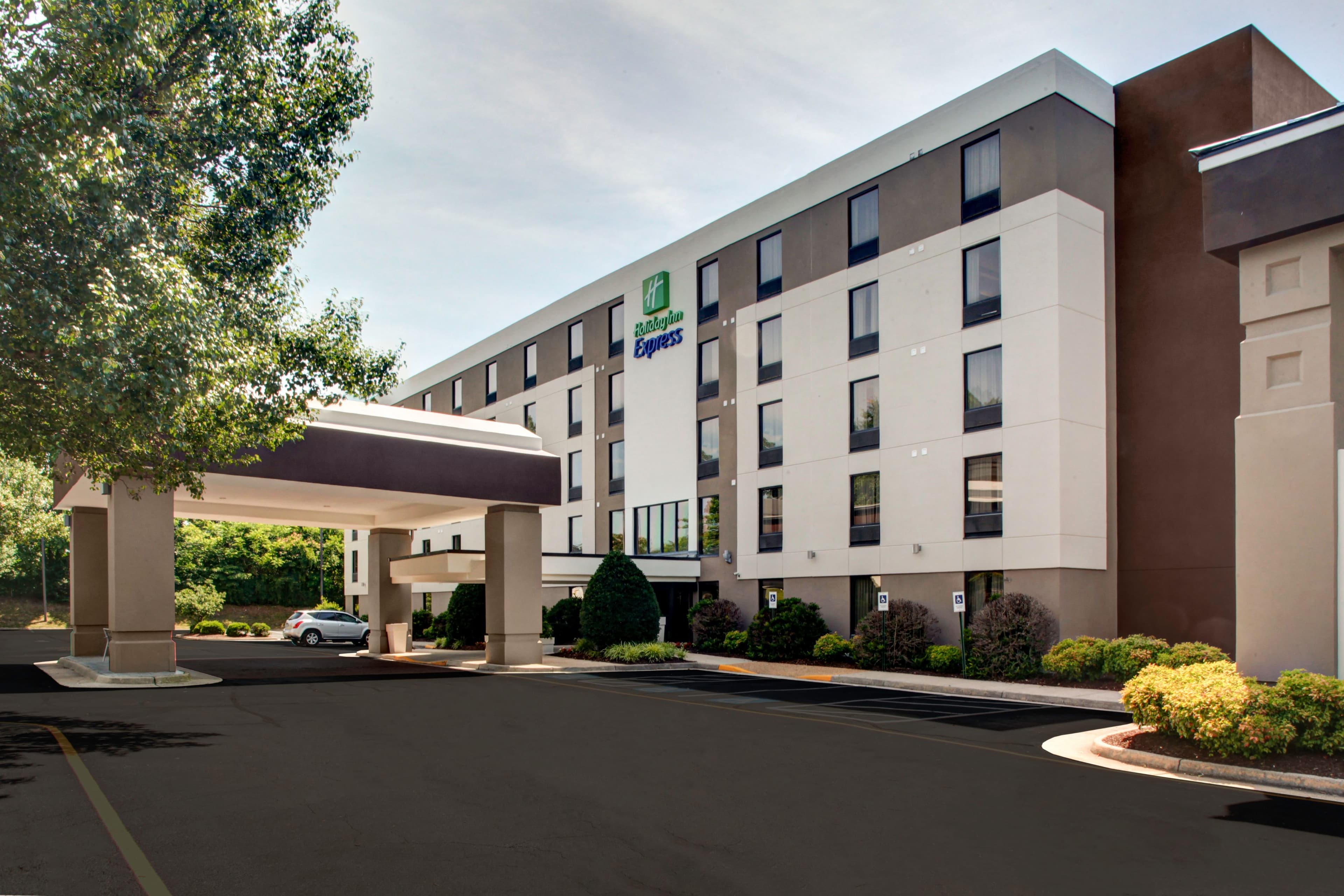 Holiday Inn Express Richmond-Mechanicsville - Image 1