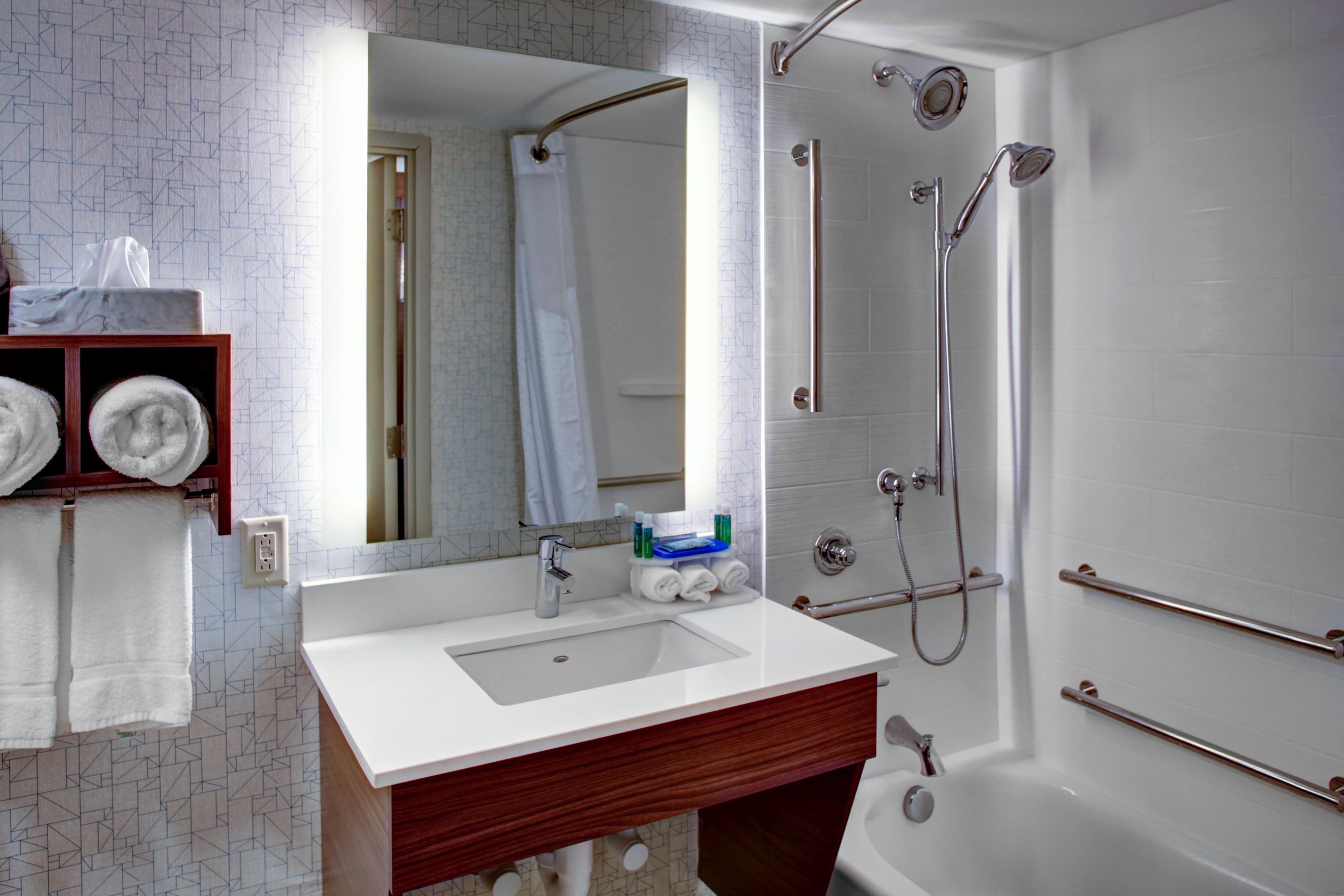 Holiday Inn Express Richmond-Mechanicsville — 11
