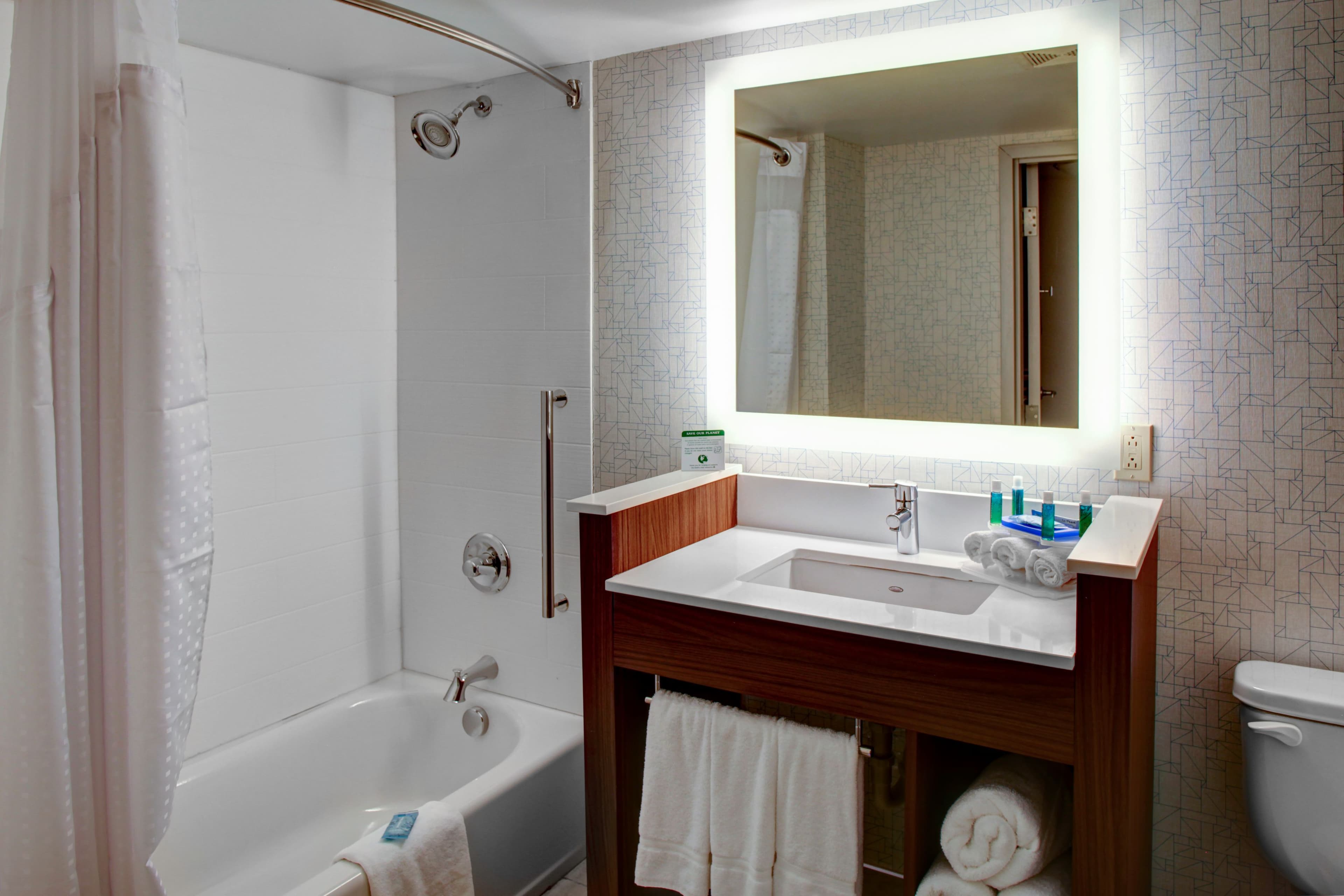Holiday Inn Express Richmond-Mechanicsville — 6