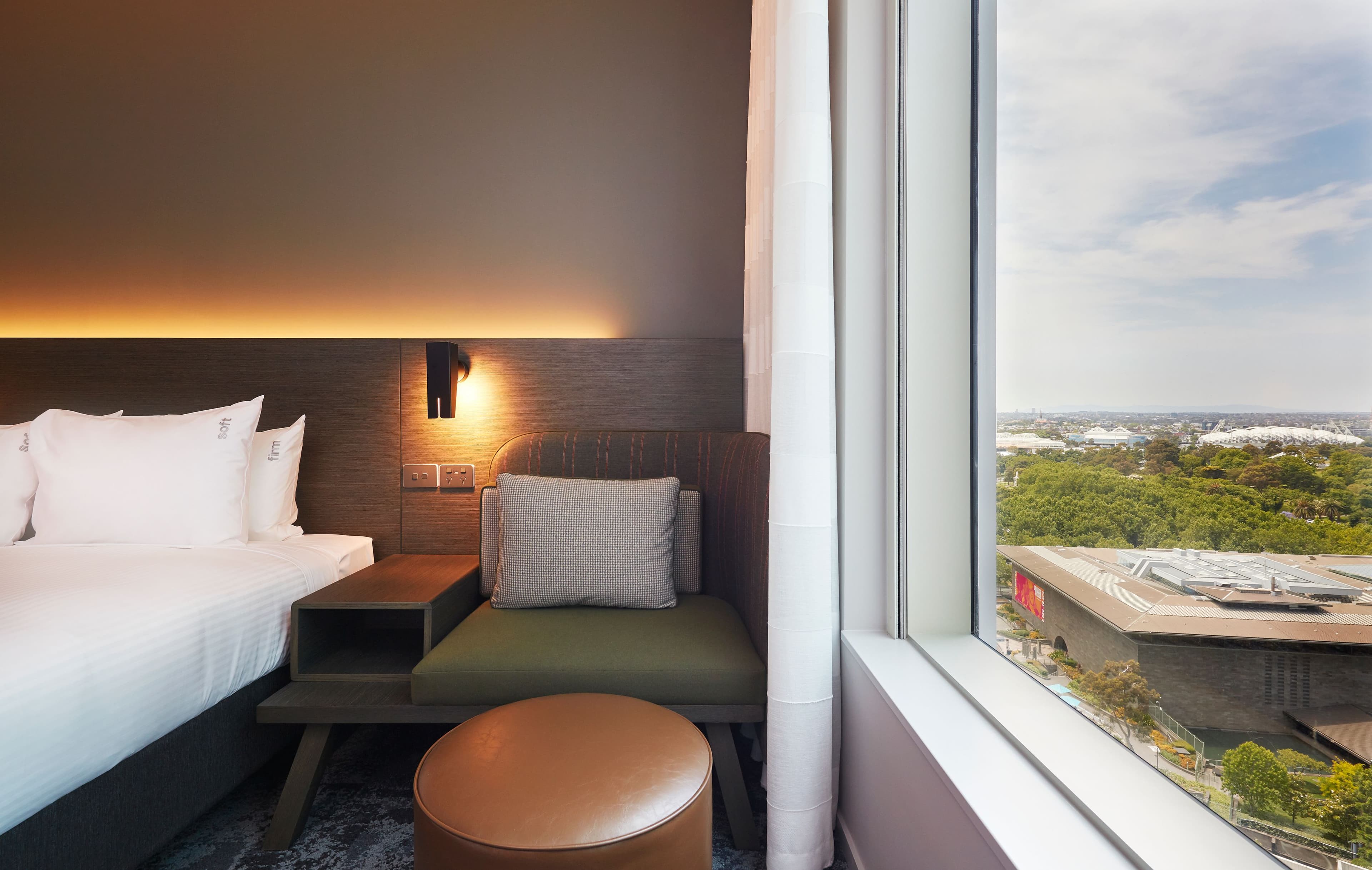 Holiday Inn Express Melbourne Southbank - Image 5