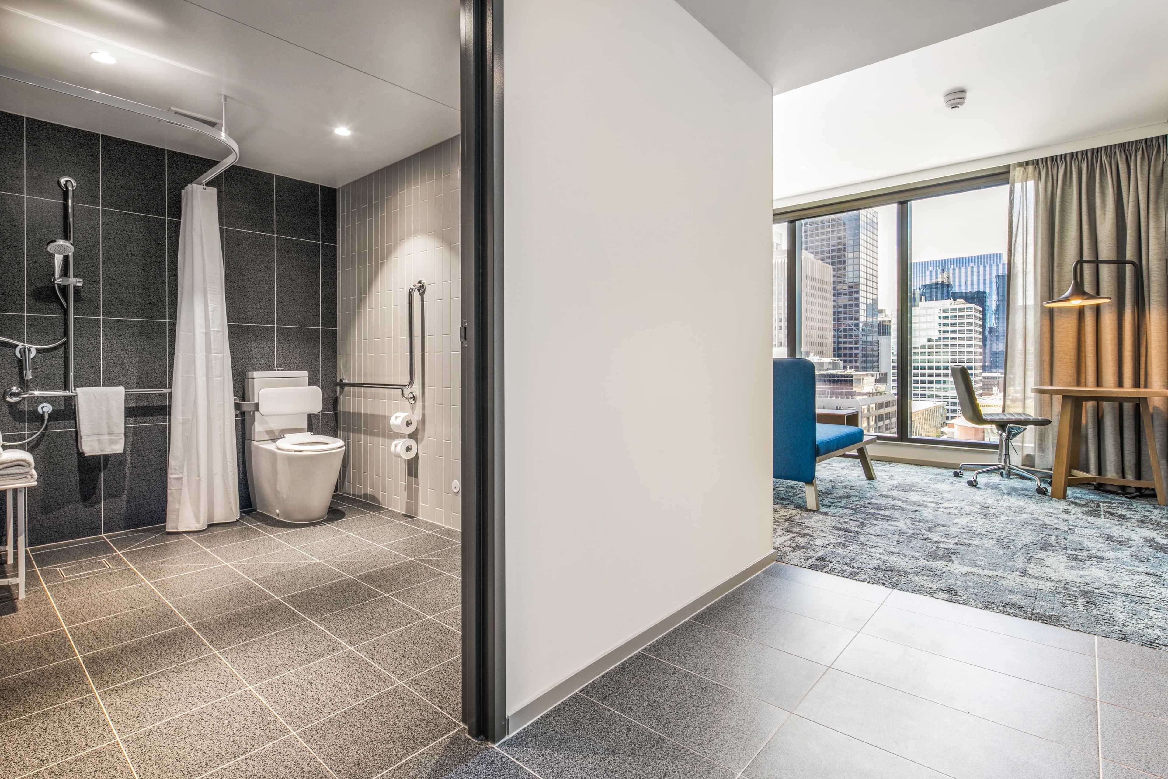 Holiday Inn Express Melbourne Little Collins — 18