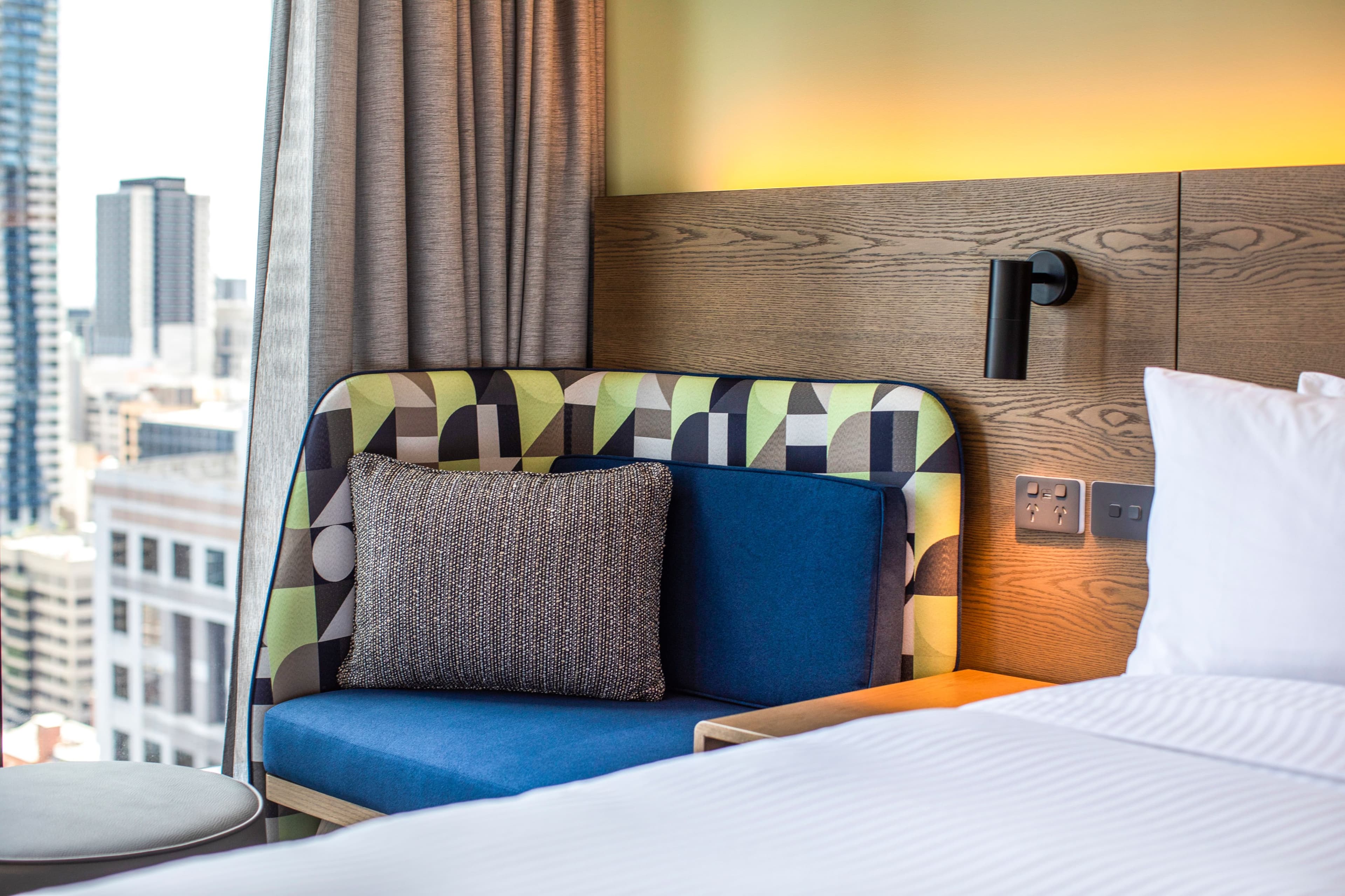 Holiday Inn Express Melbourne Little Collins — 6