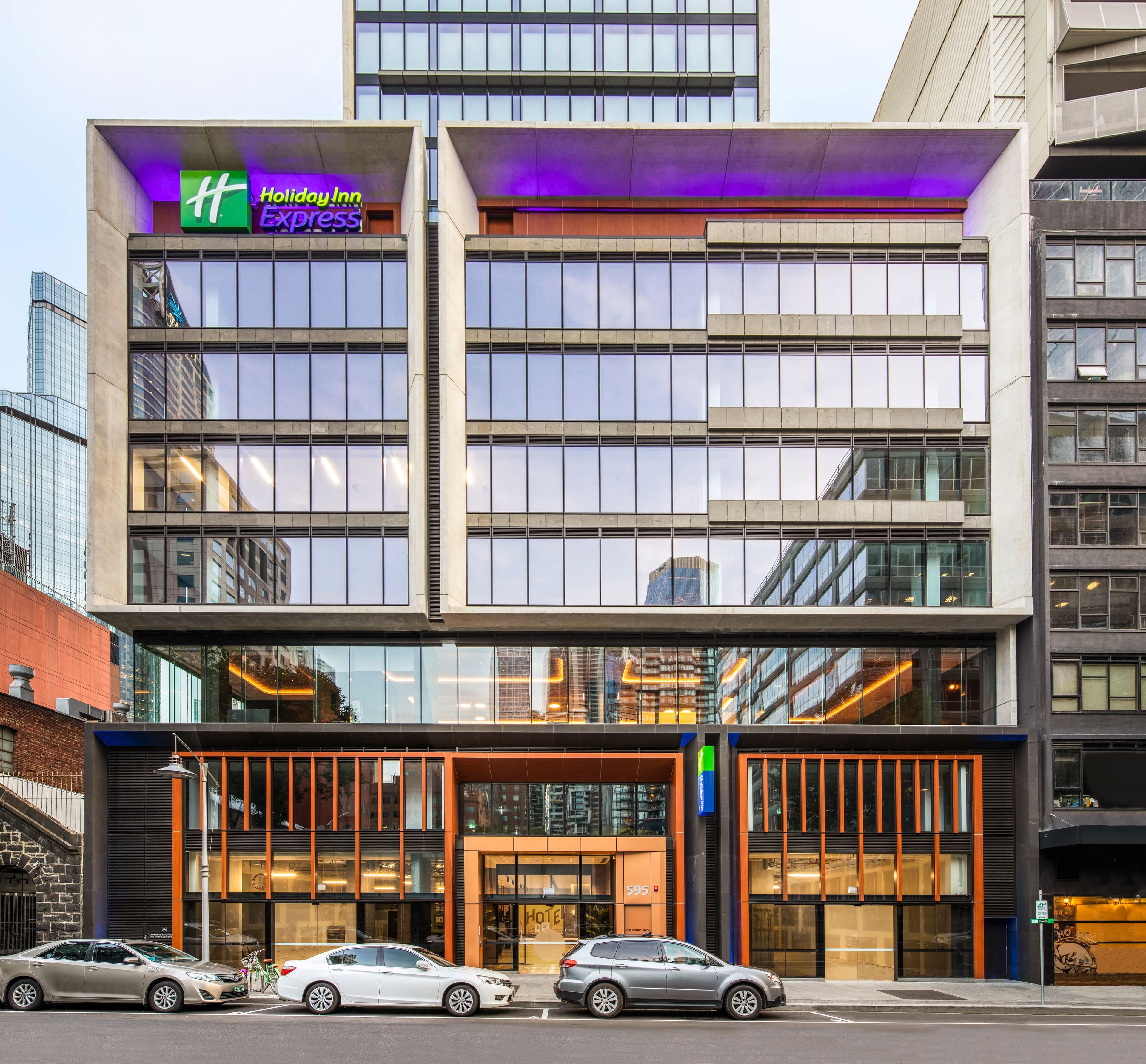 Holiday Inn Express Melbourne Little Collins - Image 1