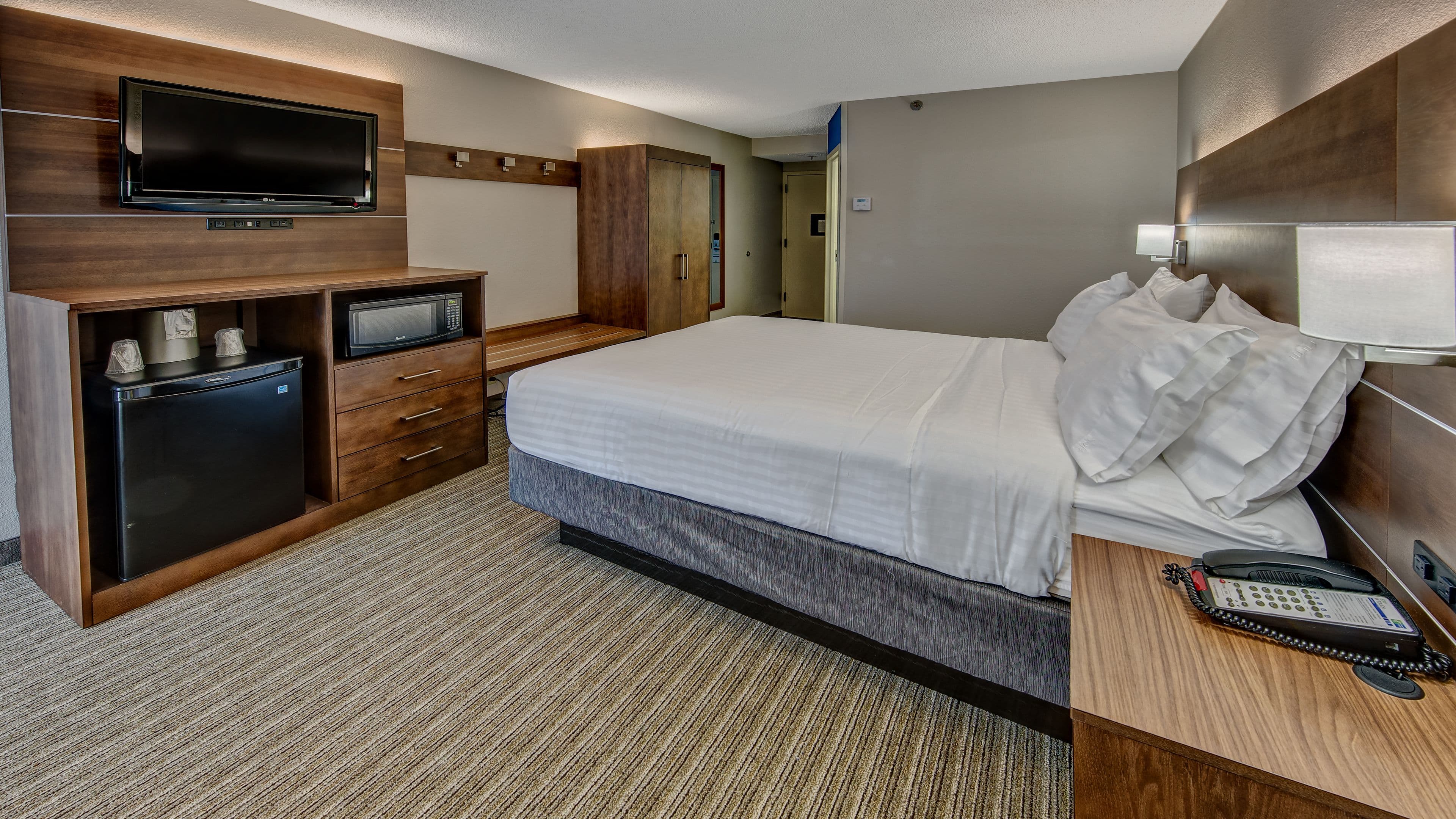 Holiday Inn Express Memphis Medical Center Midtown — 12