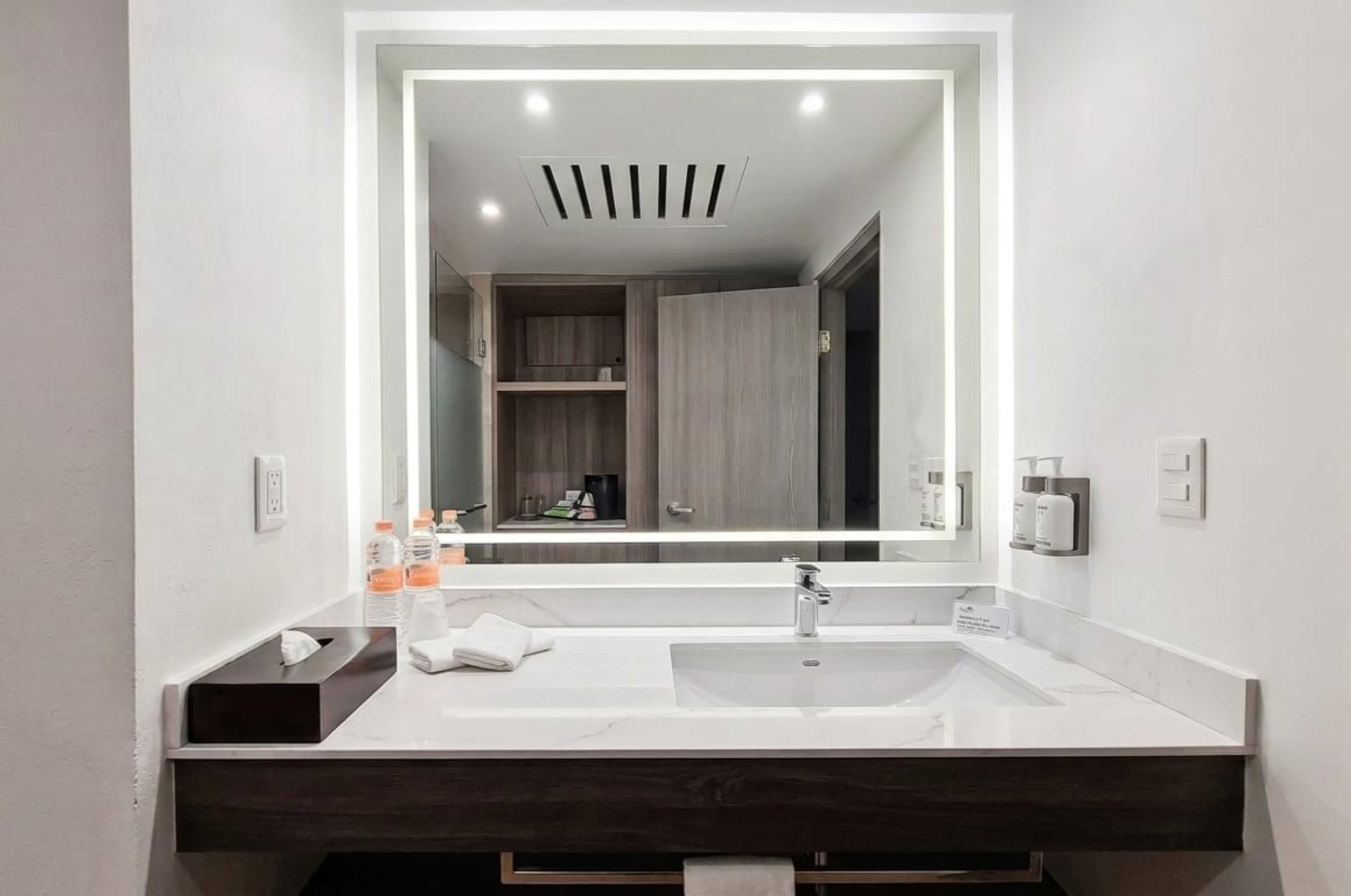 Holiday Inn Express Toluca Galerias Metepec — 3