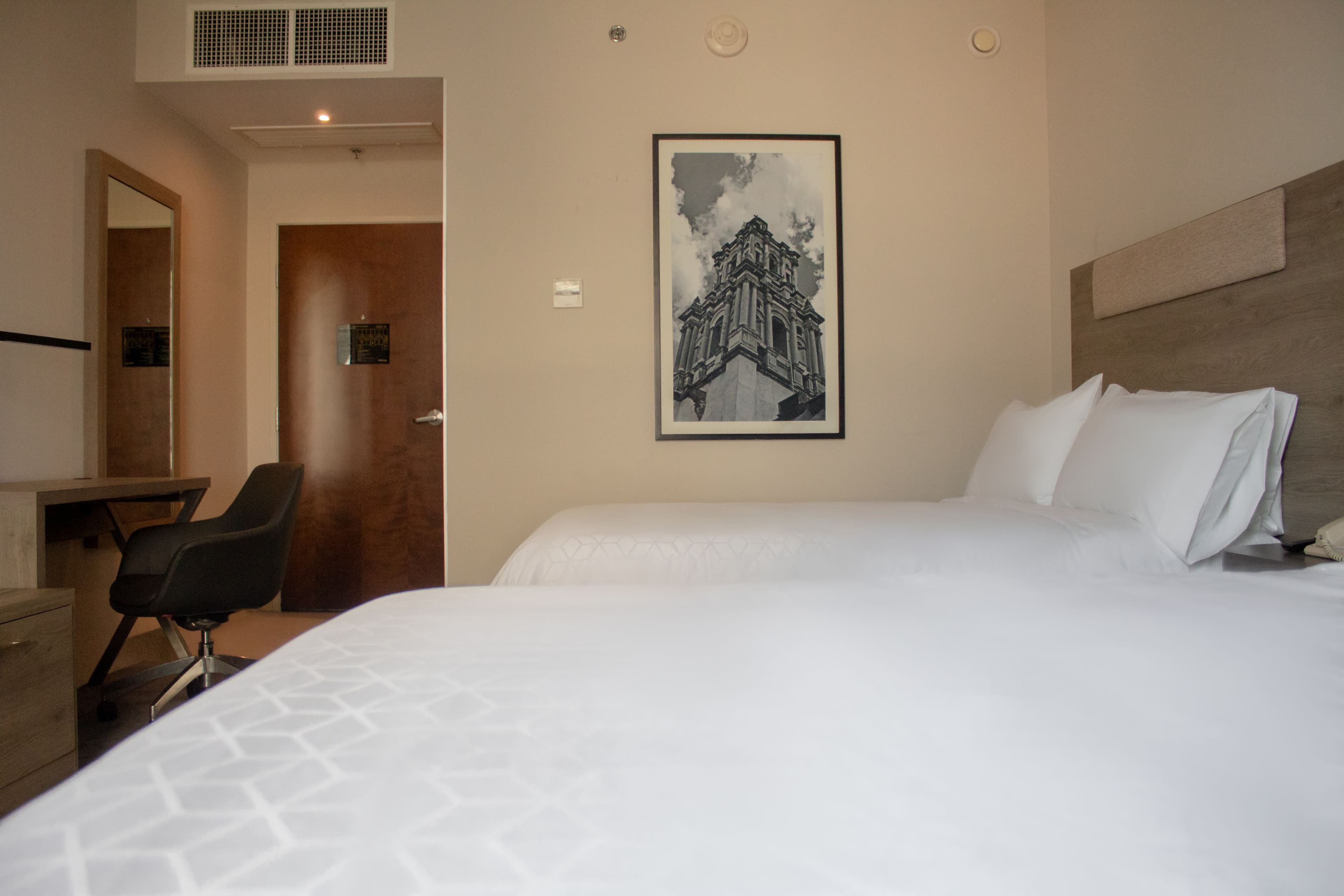 Holiday Inn Express Mexico City Satelite — 6