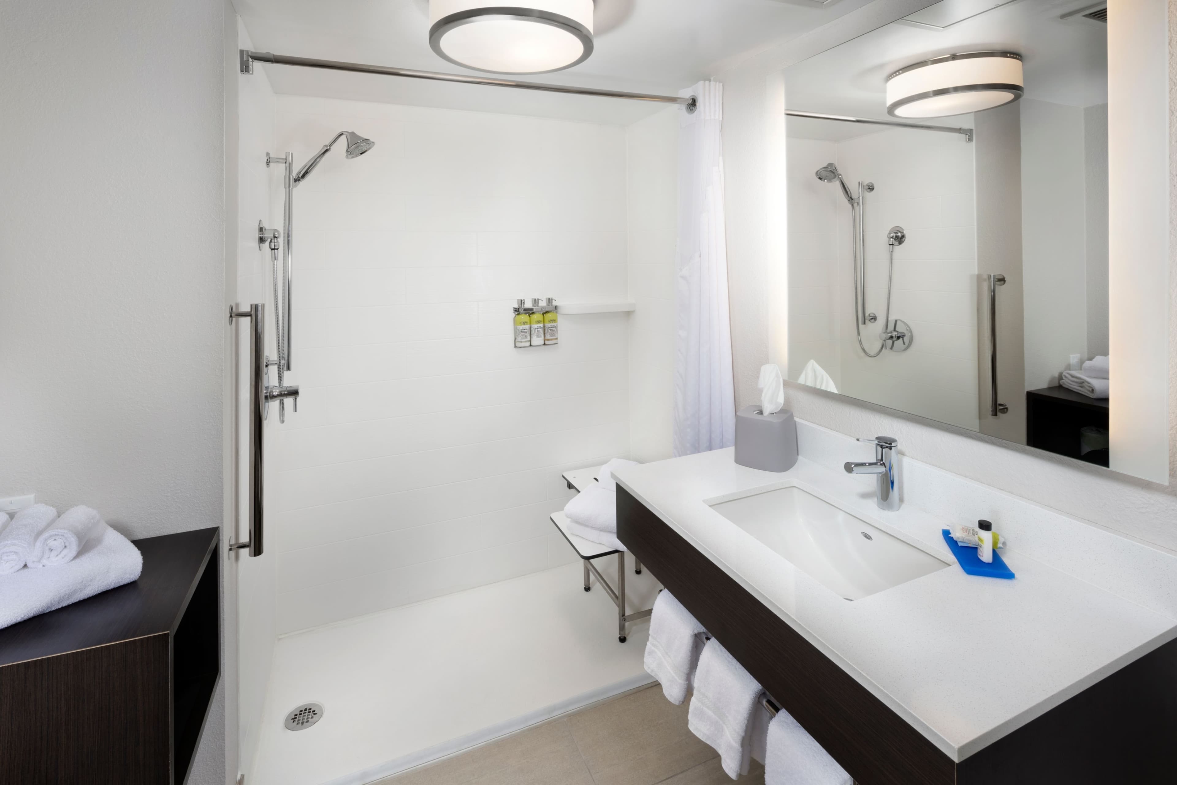 Holiday Inn Express Middlesboro — 6