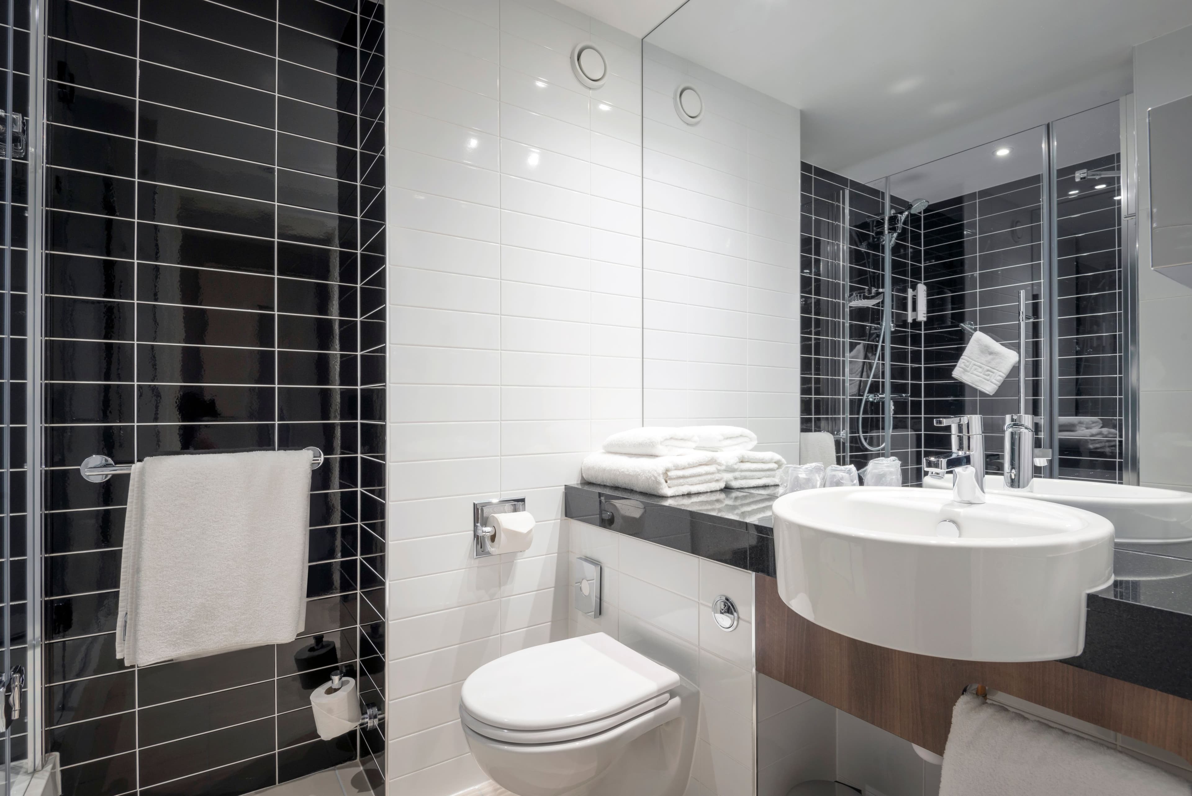 Holiday Inn Express Middlesbrough - Centre Square - Image 4