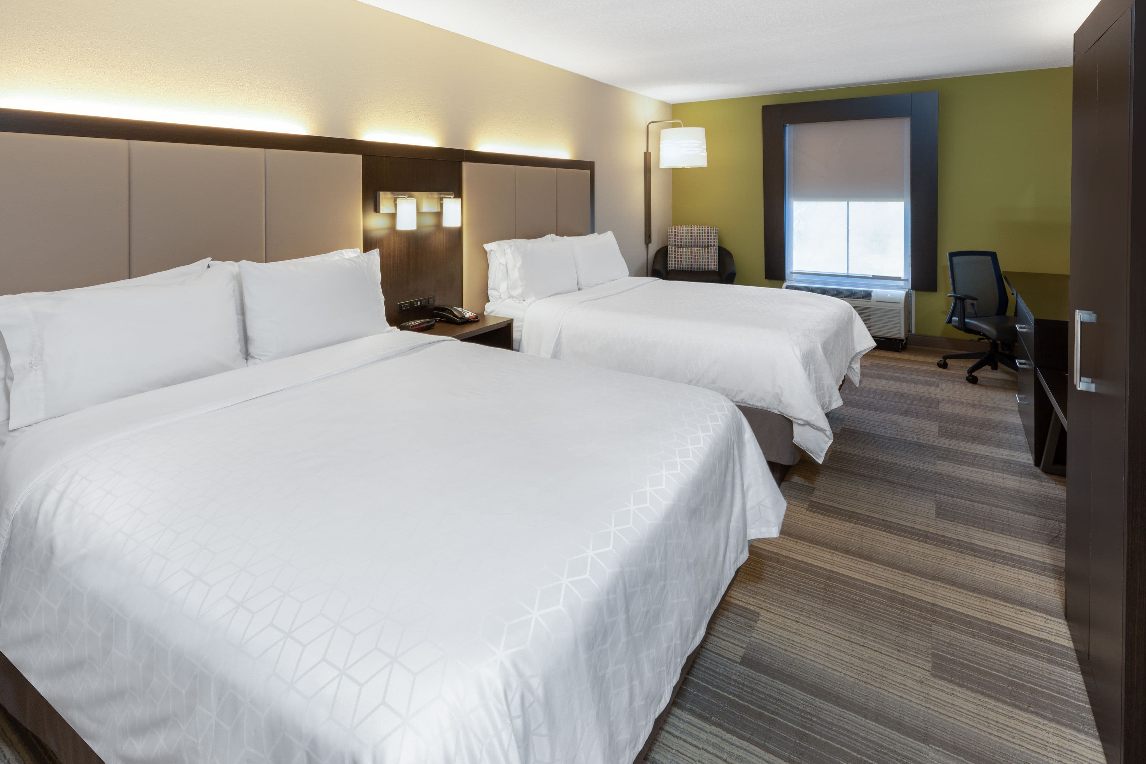 Holiday Inn Express Minden — 7