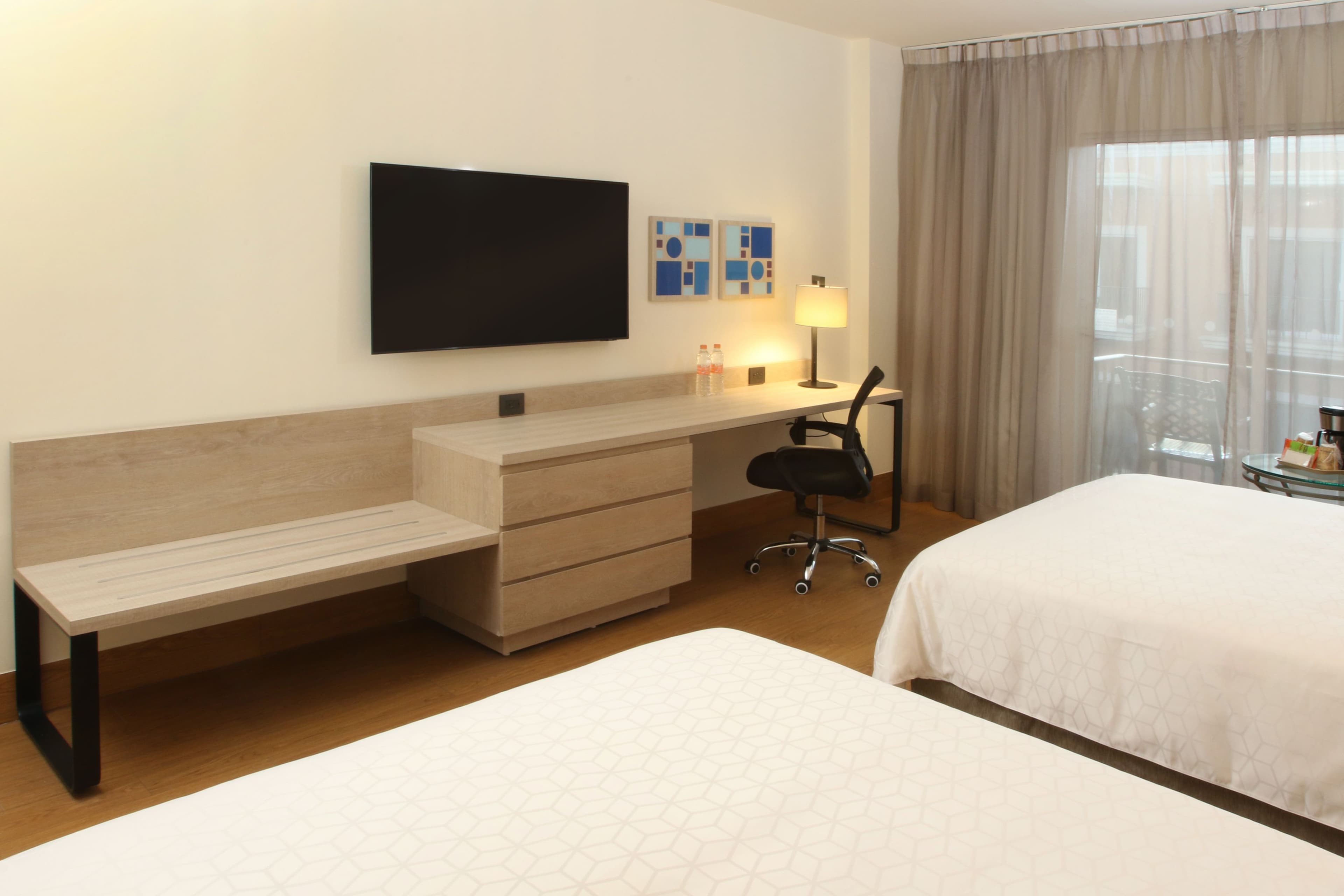 Holiday Inn Express Monterrey Galerias-Sn Jeronimo — 41