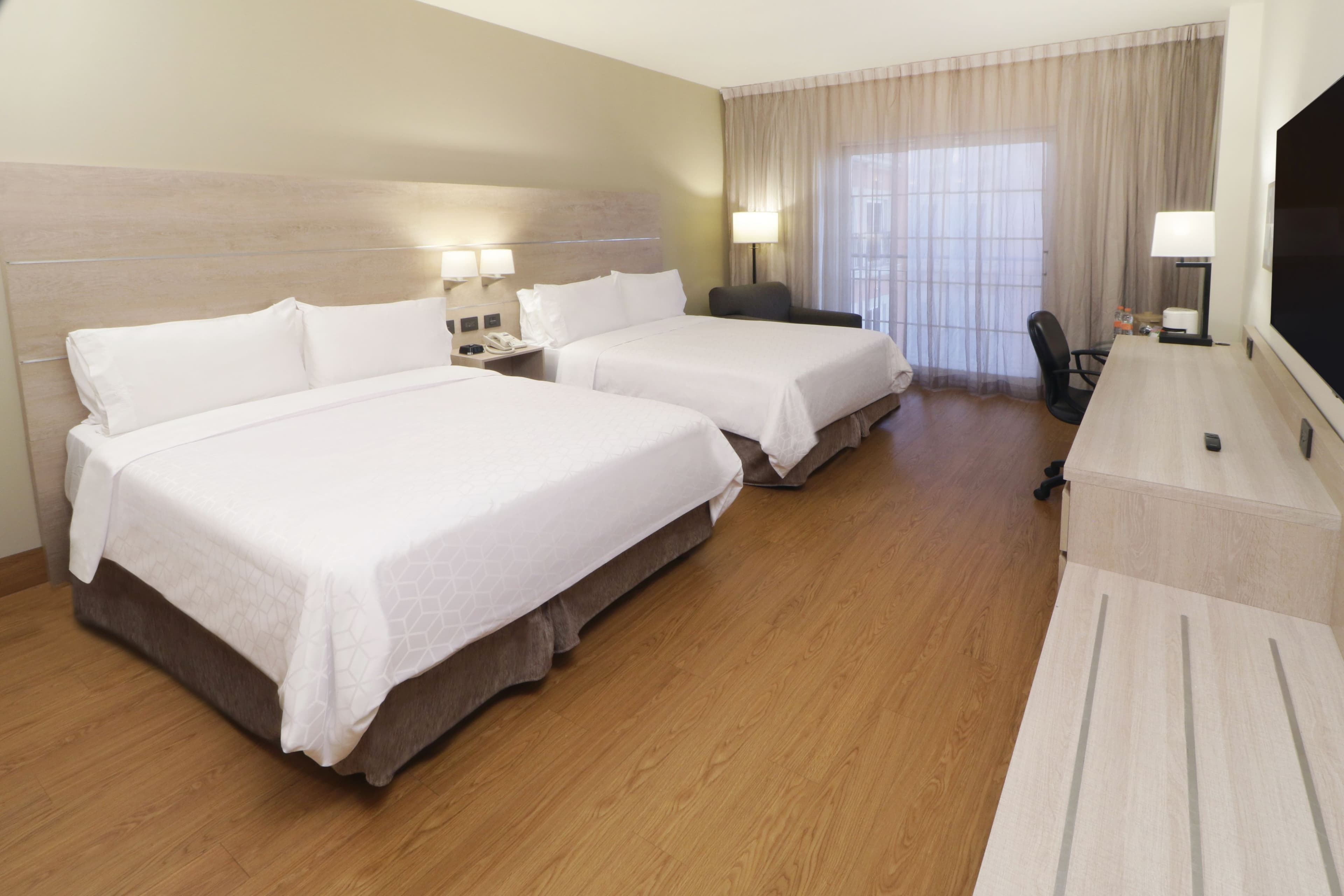Holiday Inn Express Monterrey Galerias-Sn Jeronimo — 39