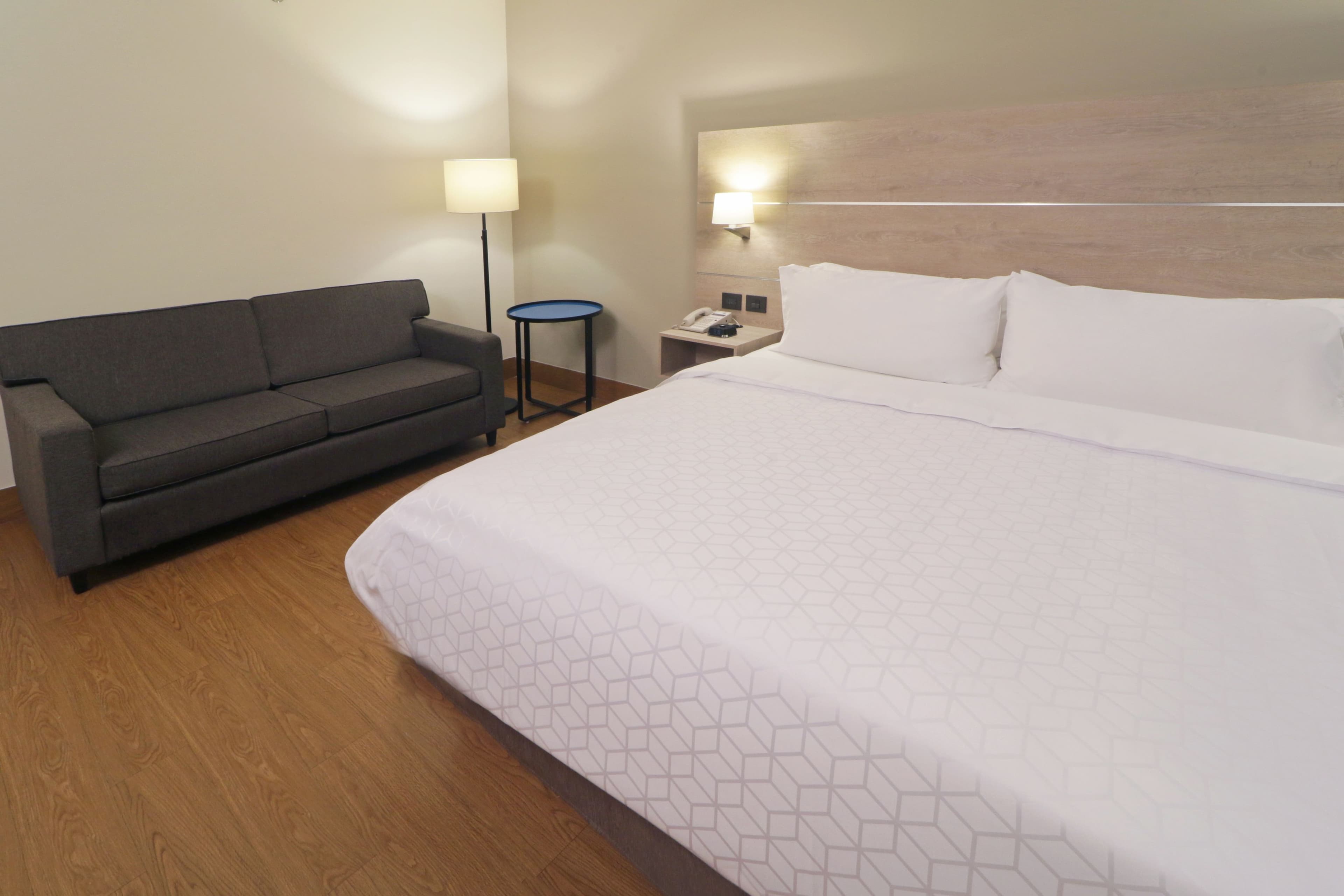 Holiday Inn Express Monterrey Galerias-Sn Jeronimo — 15