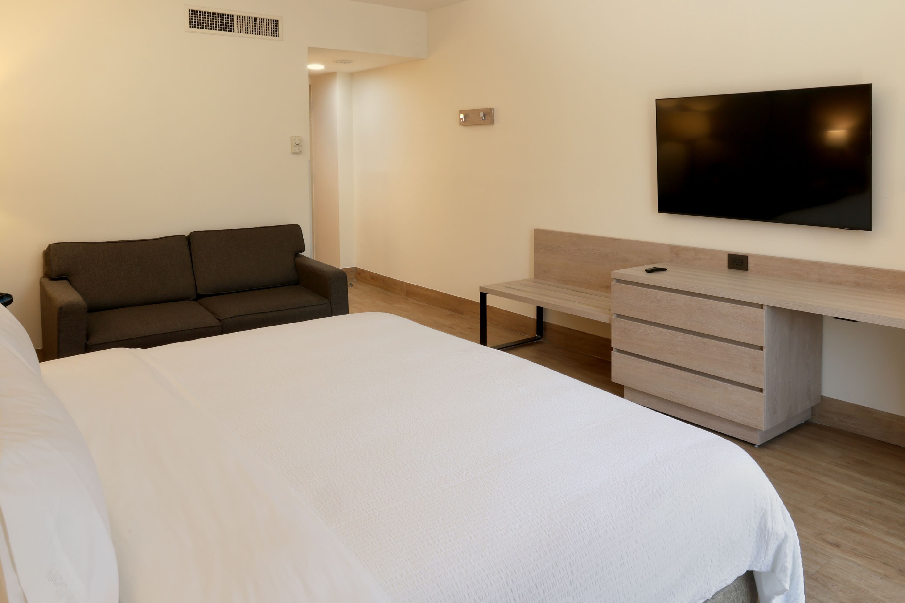 Holiday Inn Express Monterrey Galerias-Sn Jeronimo — 18