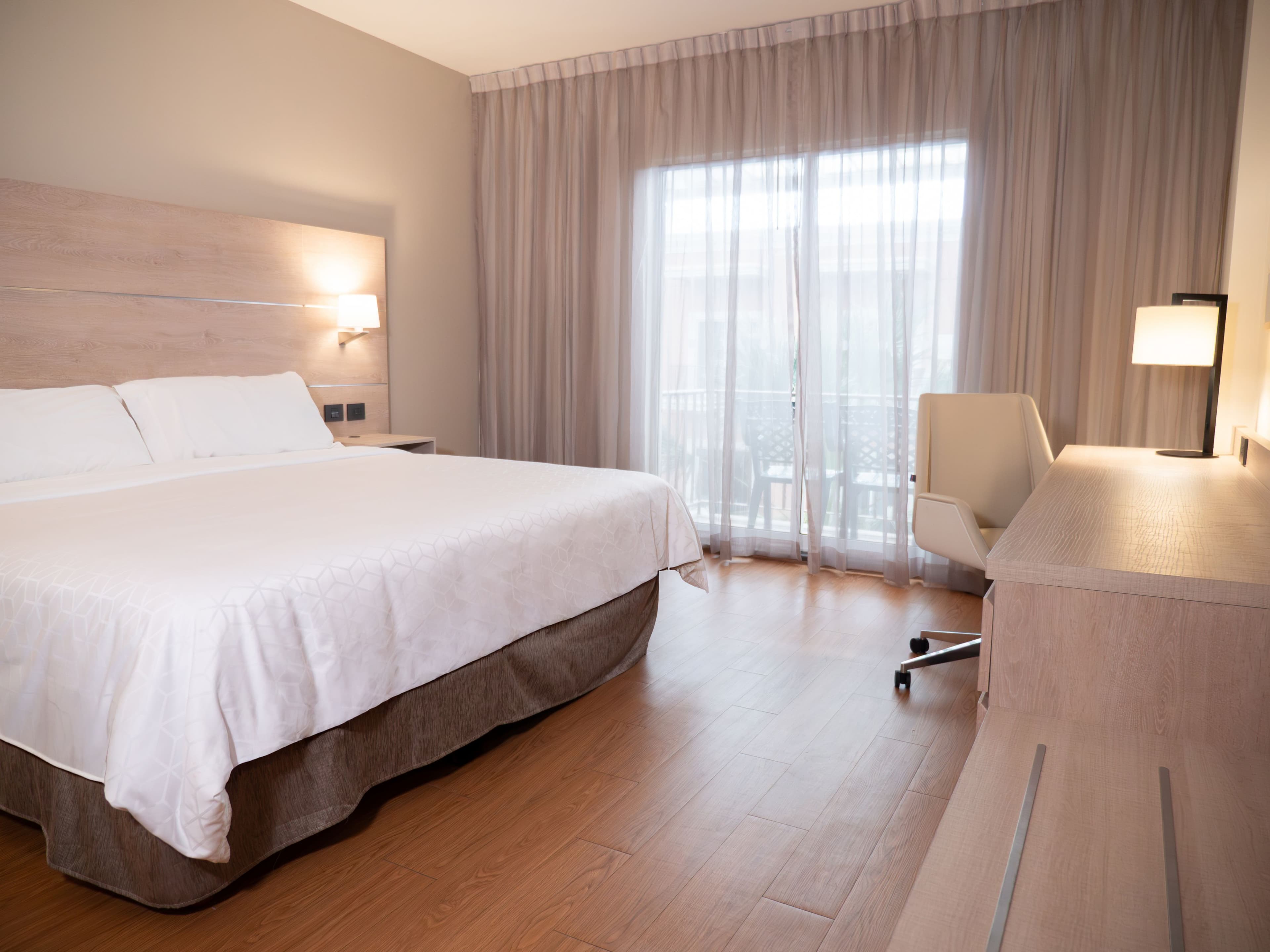 Holiday Inn Express Monterrey Tecnologico — 9