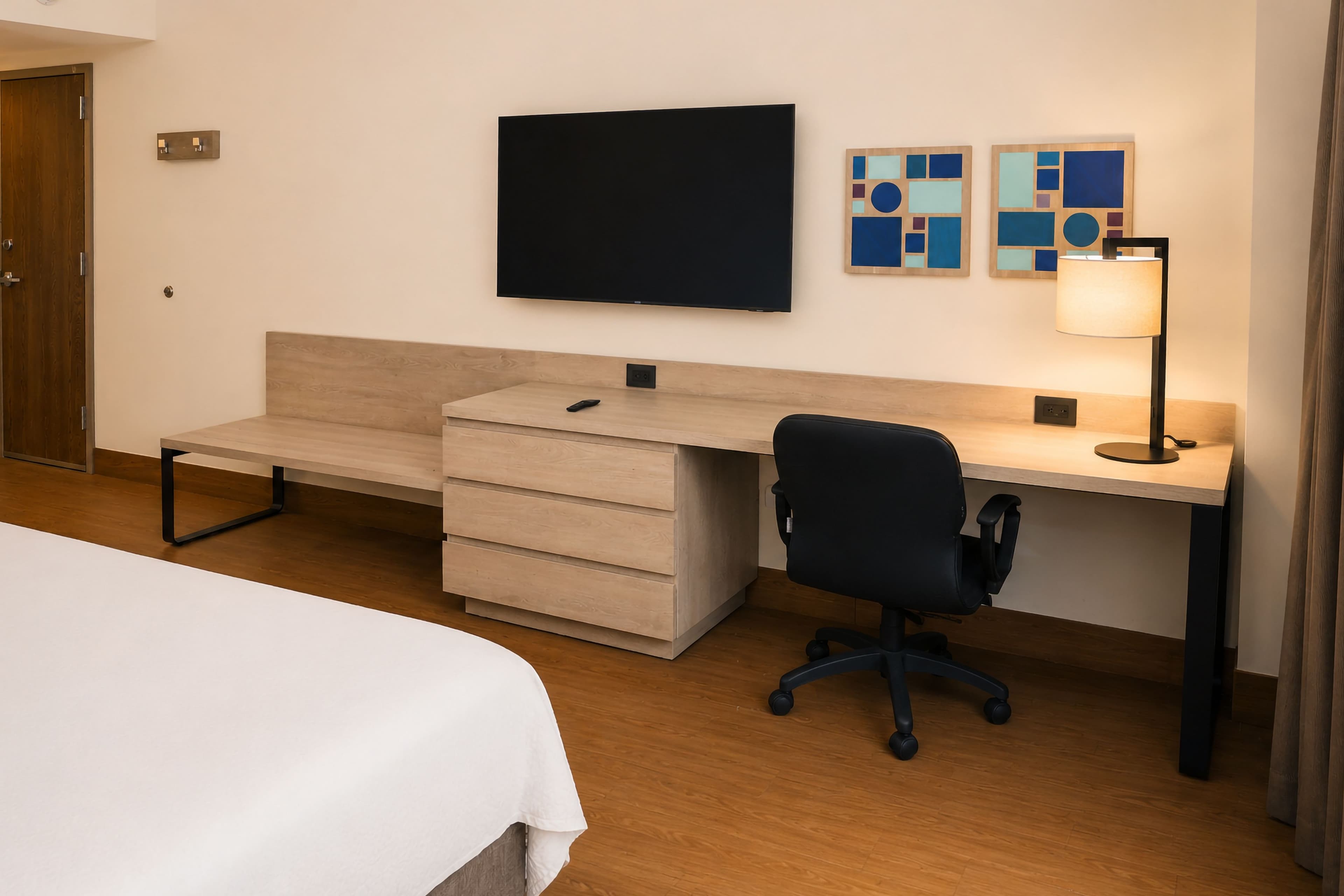 Holiday Inn Express Monterrey Tecnologico — 16