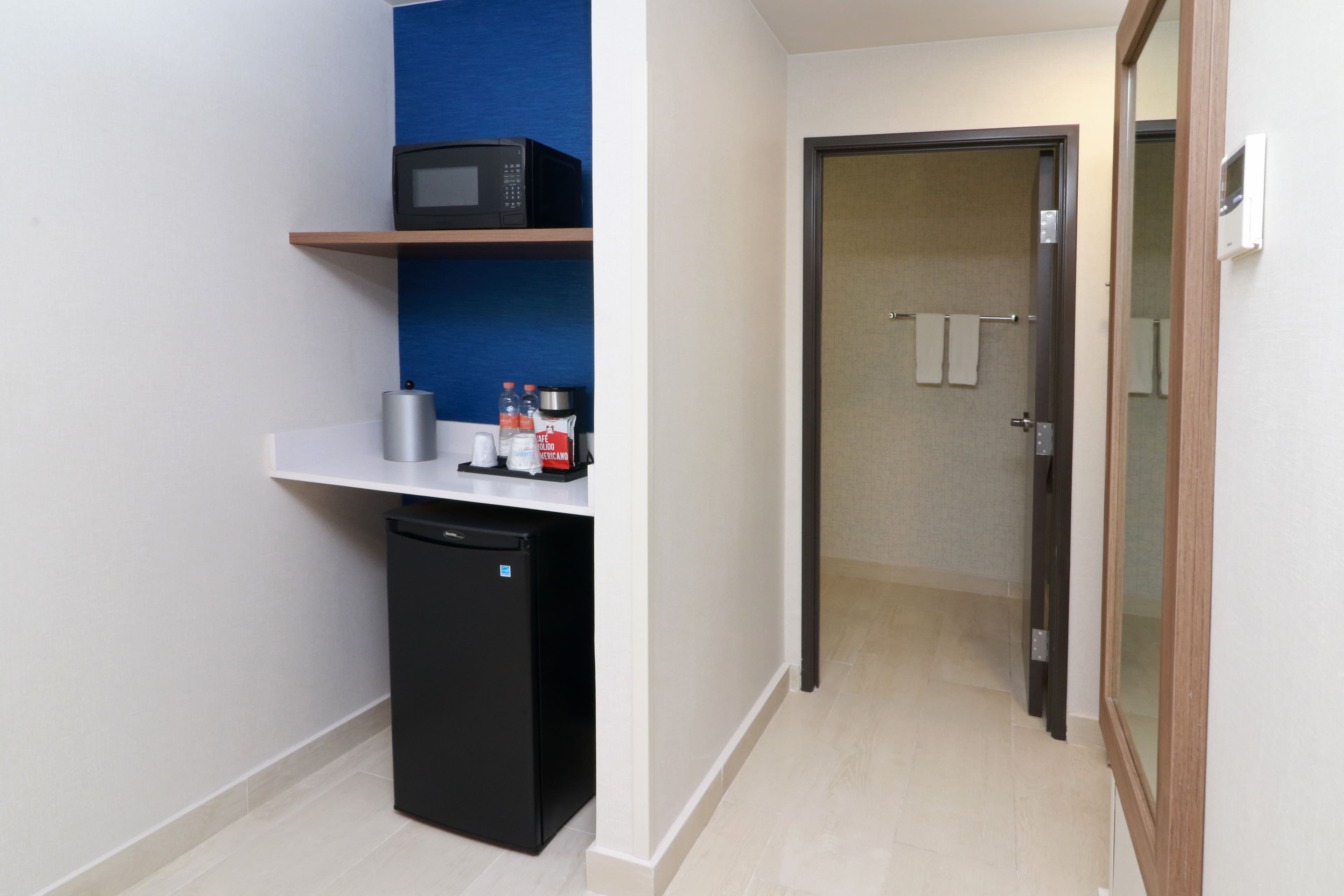 Holiday Inn Express Monterrey - Fundidora — 9