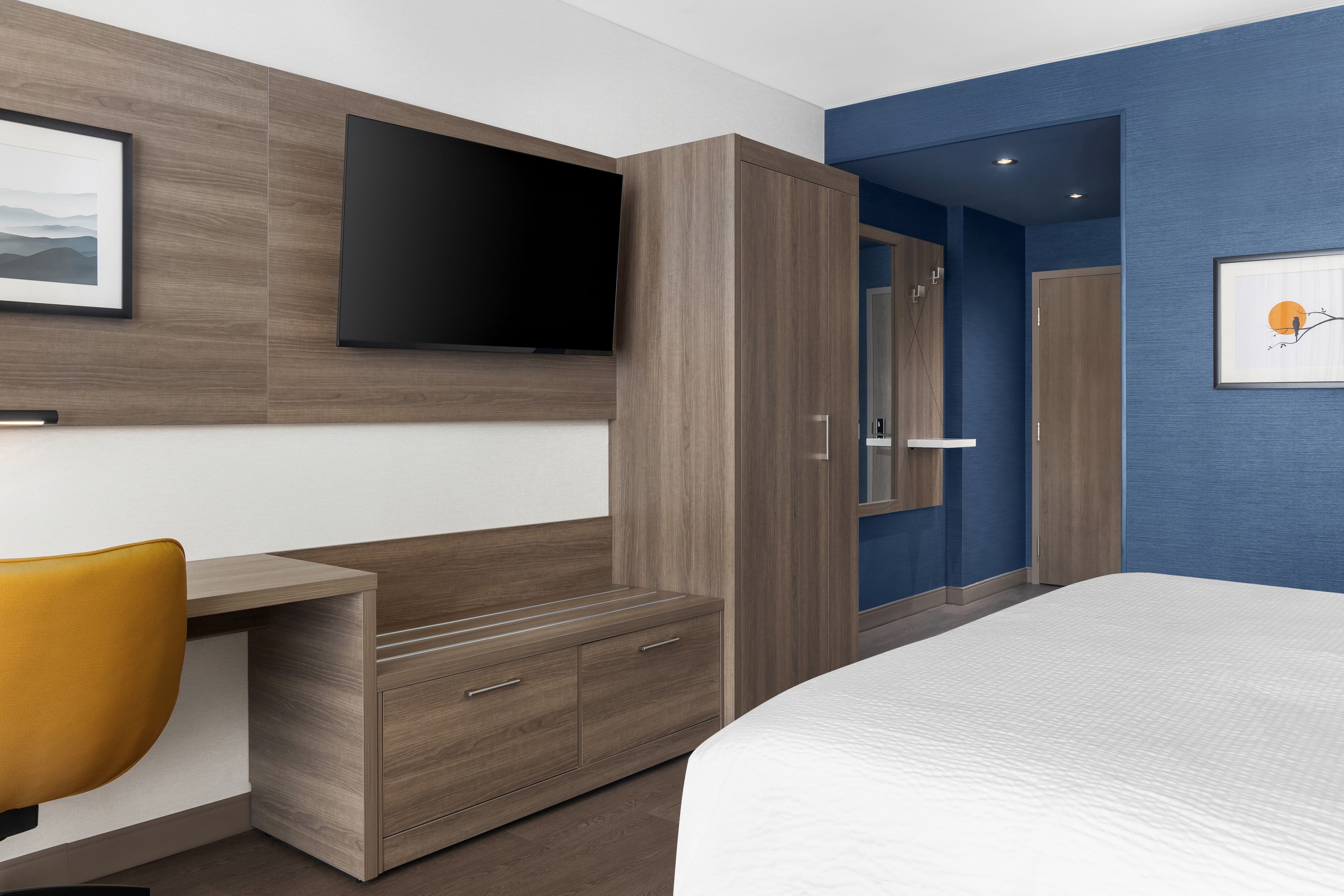 Holiday Inn Express Montreal Airport - St-Laurent — 11