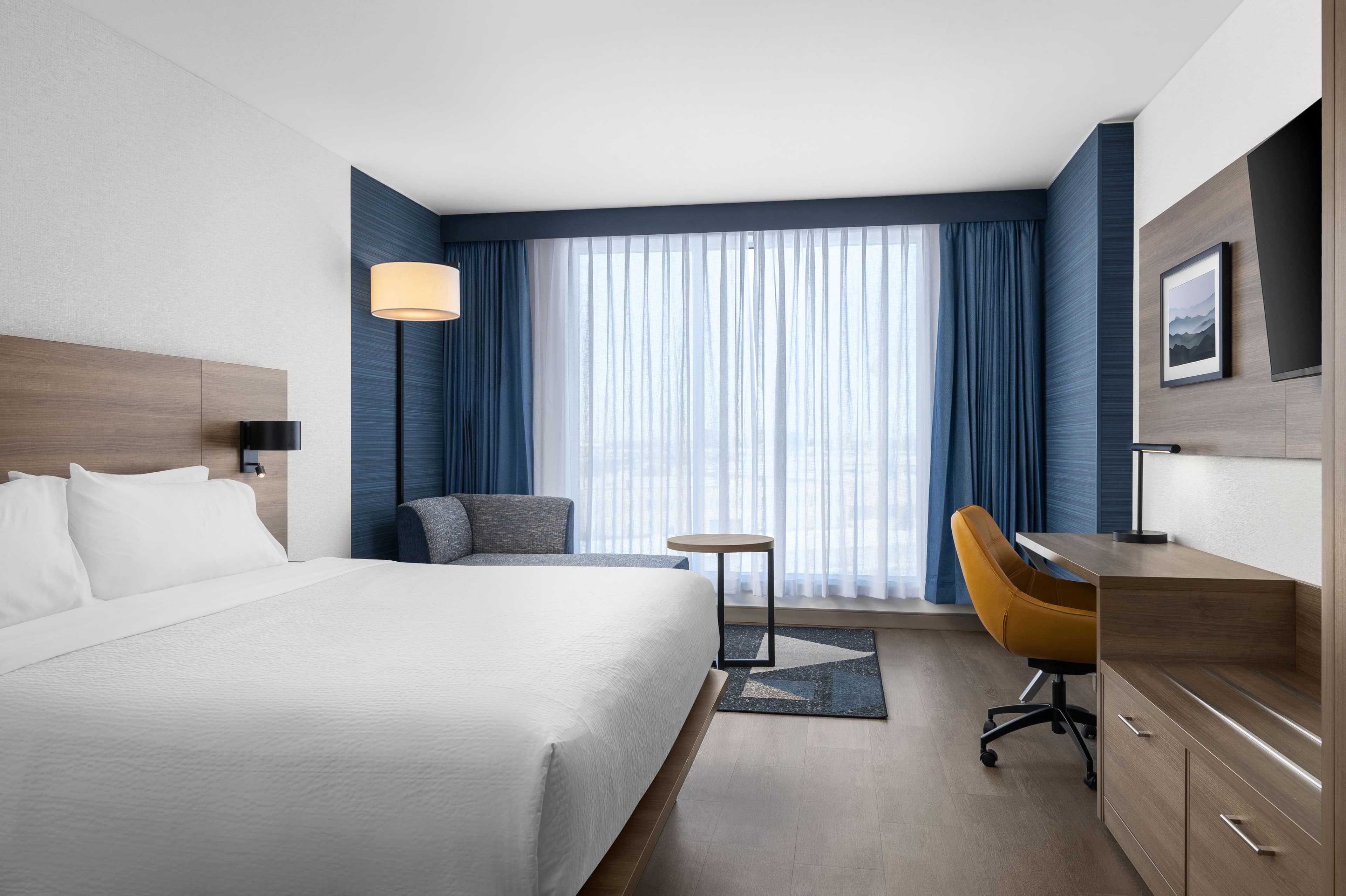 Holiday Inn Express Montreal Airport - St-Laurent — 9