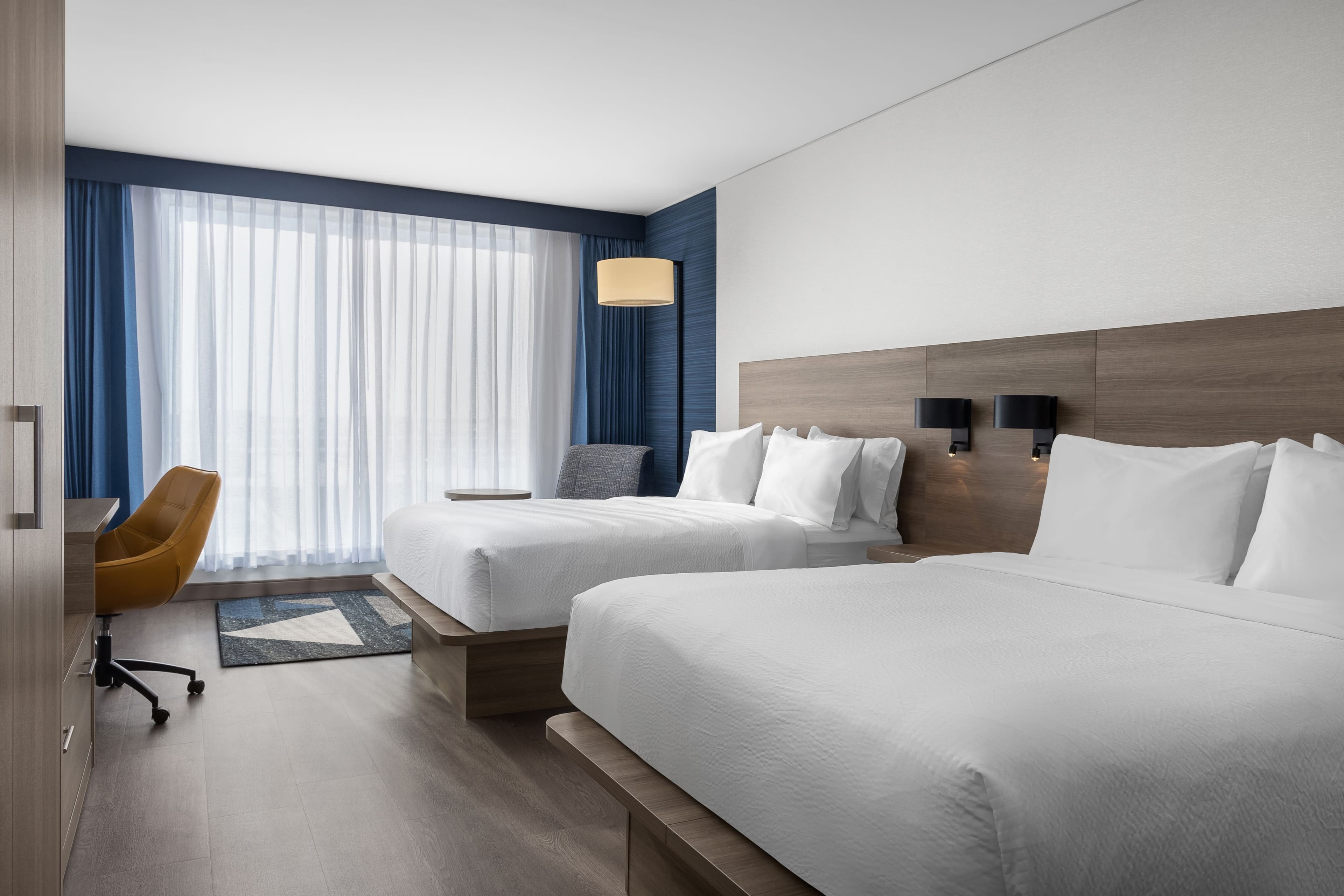 Holiday Inn Express Montreal Airport - St-Laurent — 14