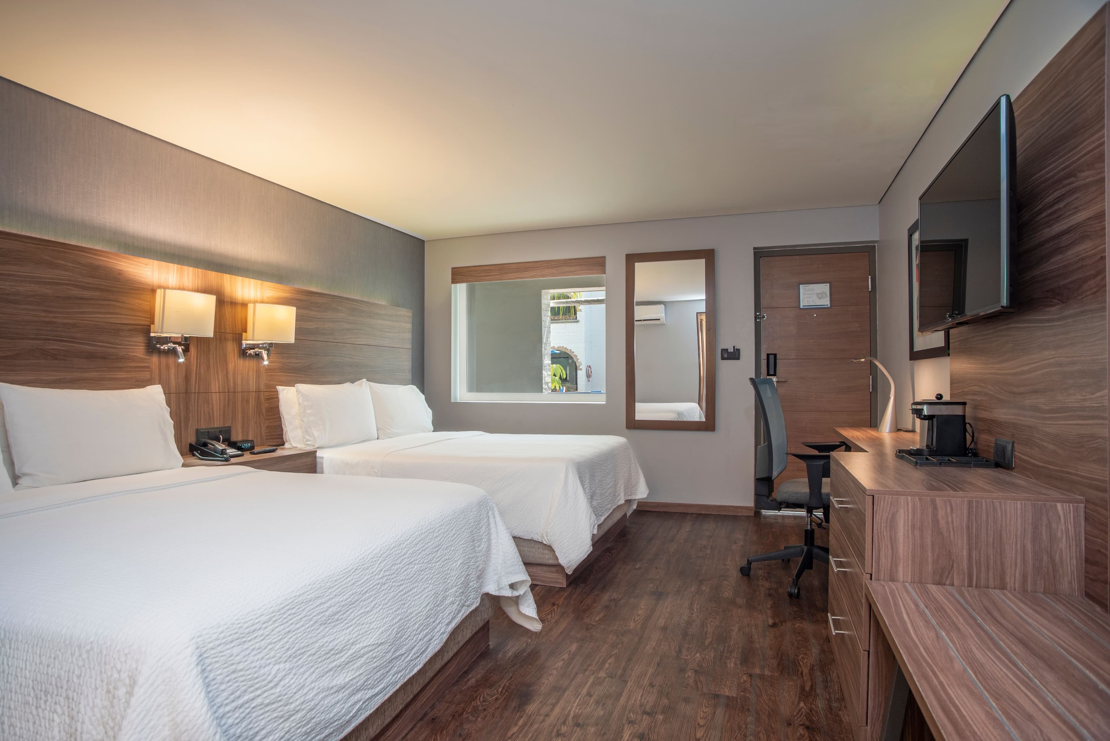 Holiday Inn Express Morelia — 8