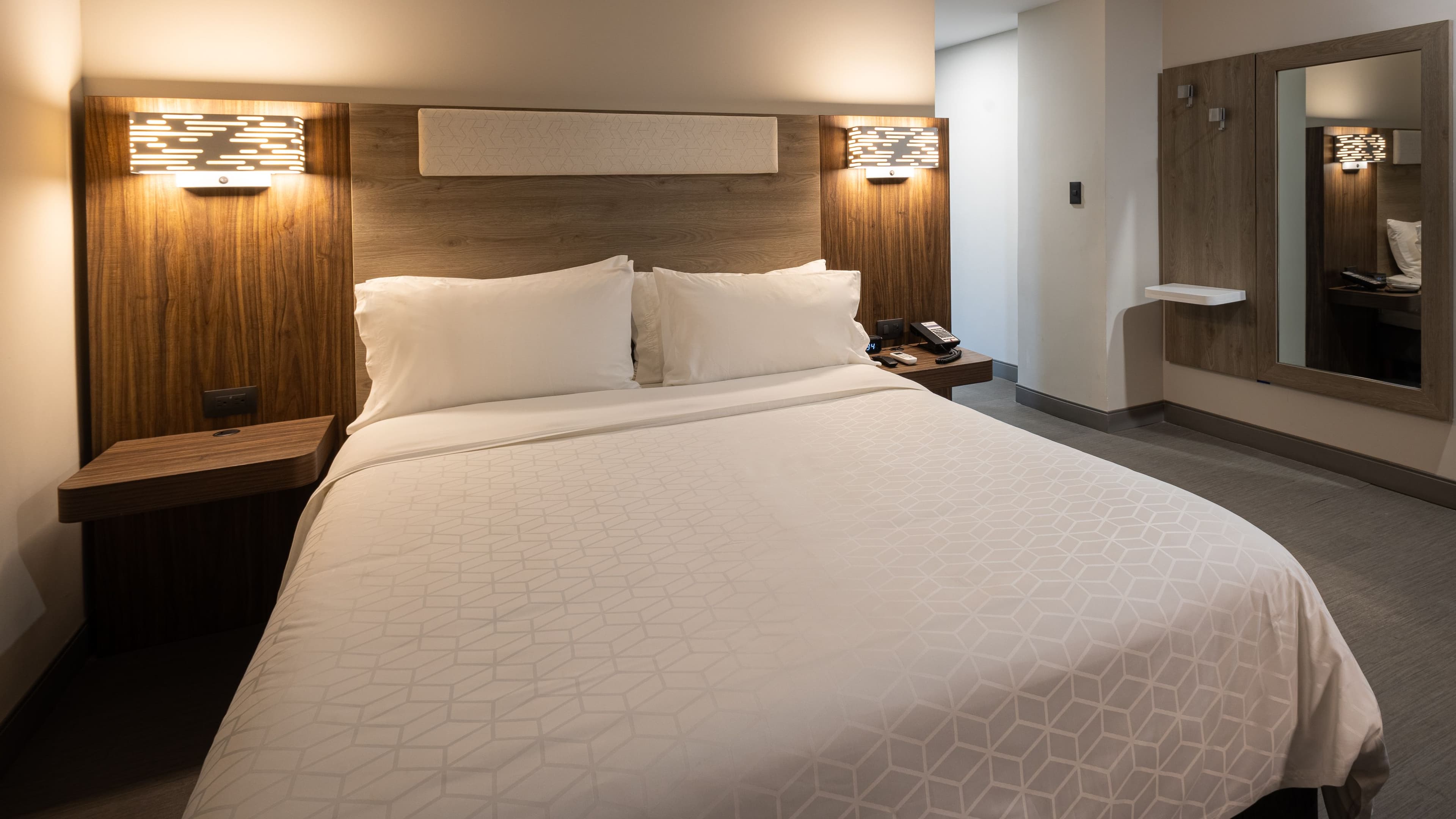 Holiday Inn Express Morelia Centro Historico - Image 2
