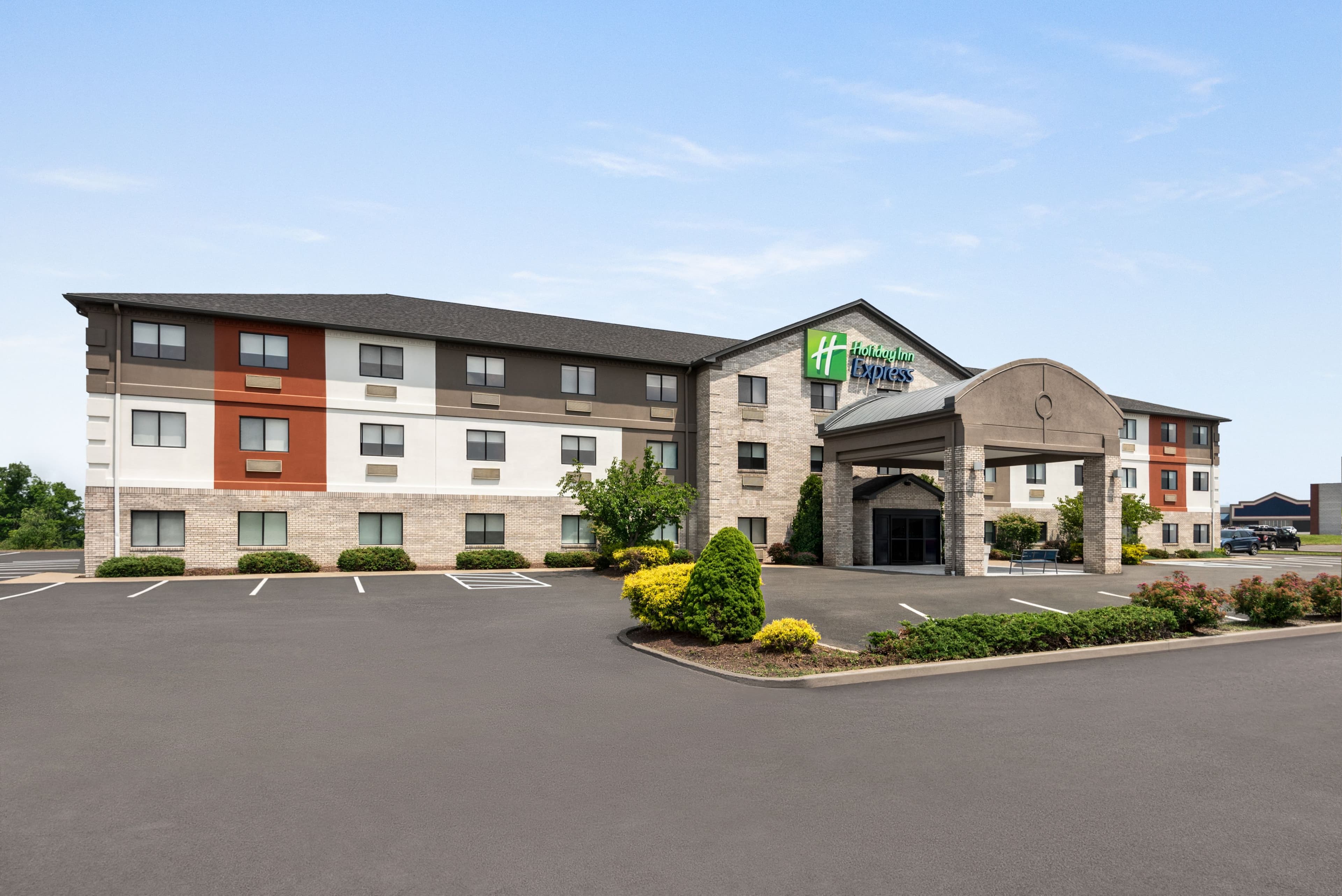 Holiday Inn Express Morgantown - Image 1