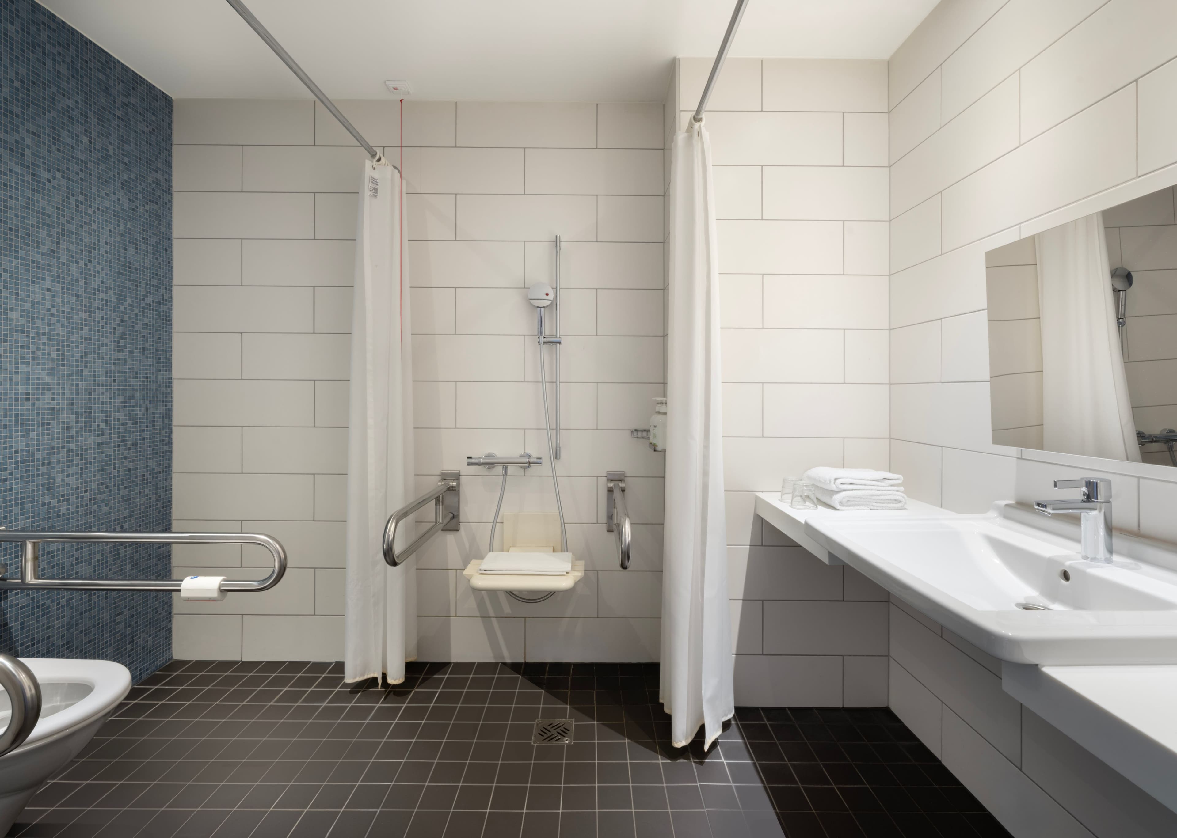 Holiday Inn Express Munich City West — 23