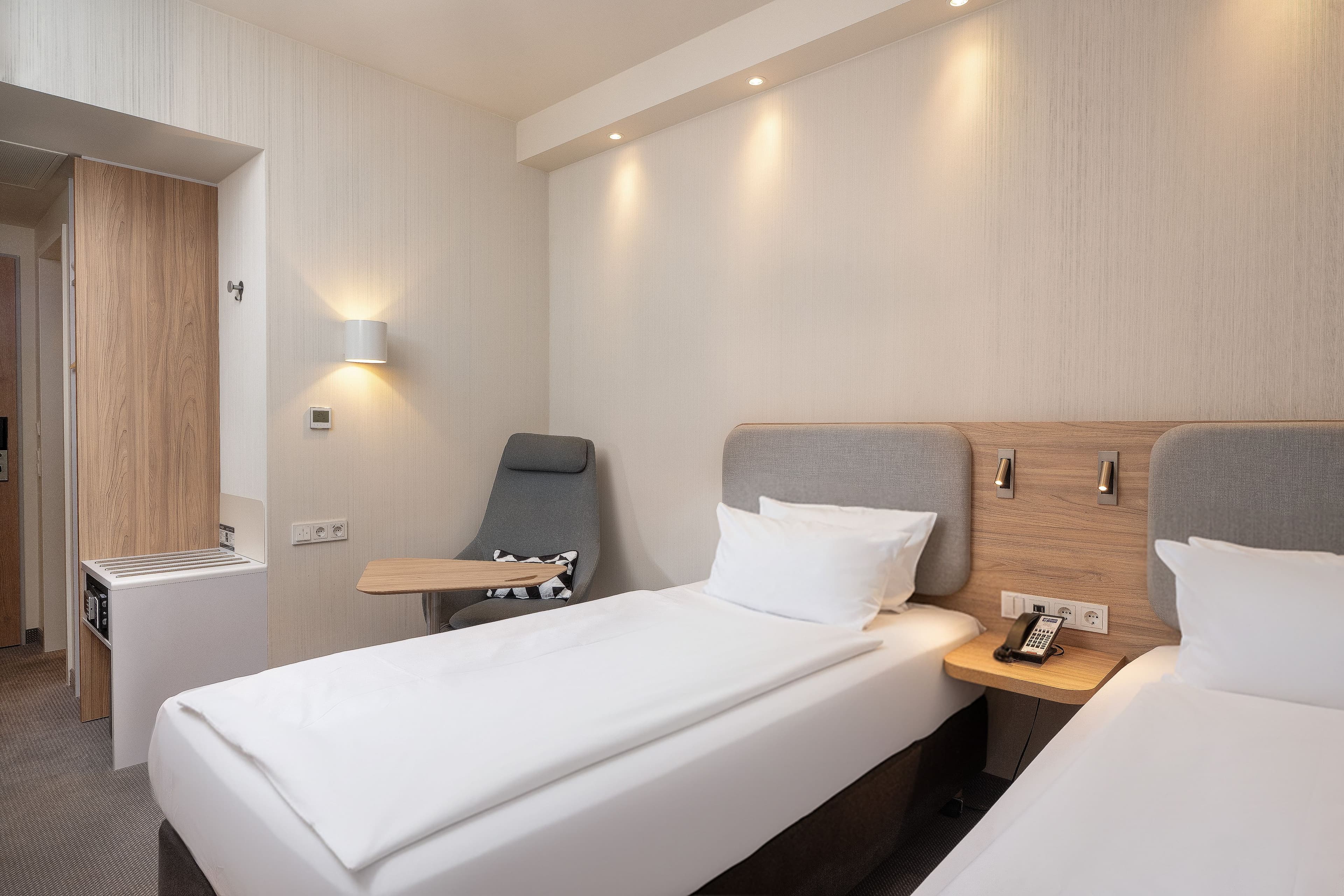 Holiday Inn Express Munich North — 22