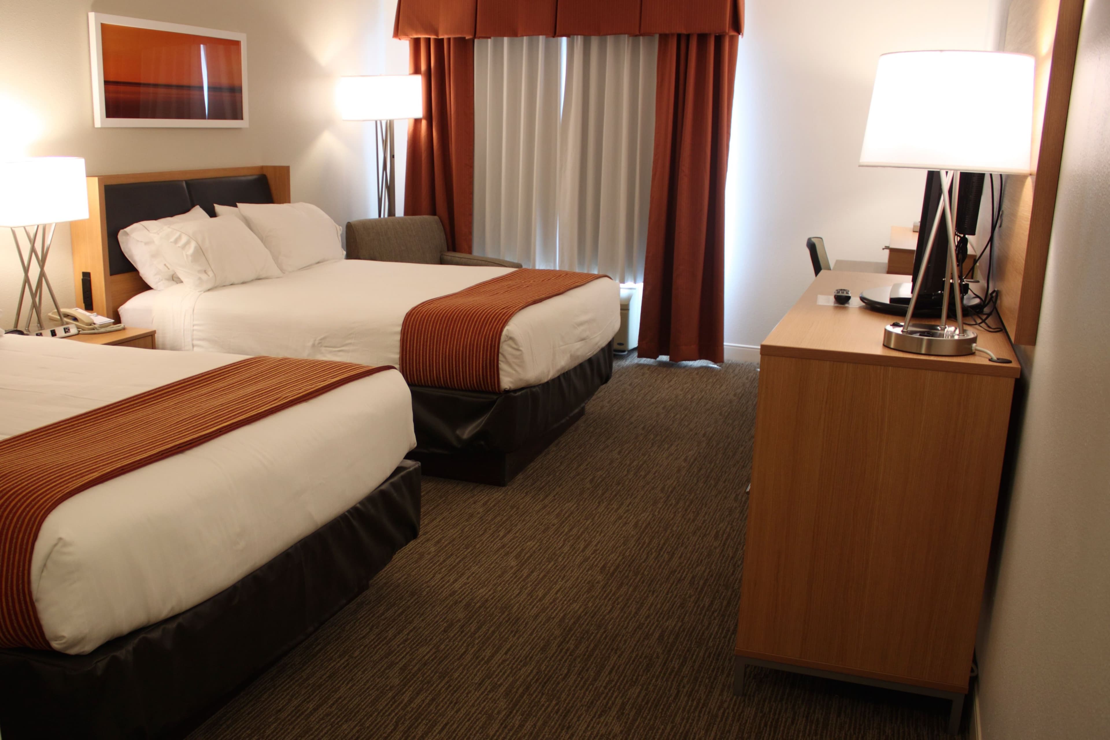 Holiday Inn Express Munising-Lakeview — 14