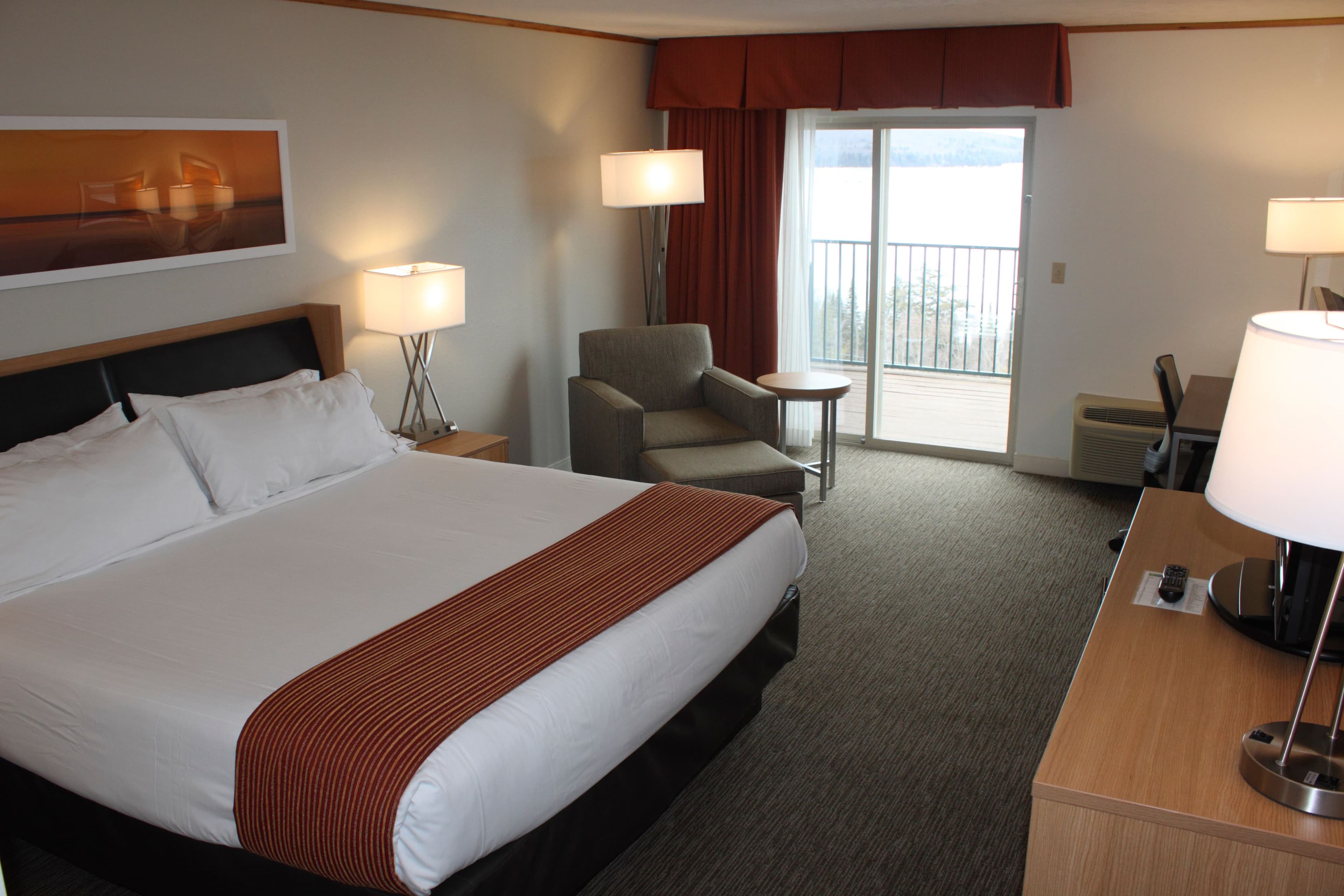Holiday Inn Express Munising-Lakeview — 12